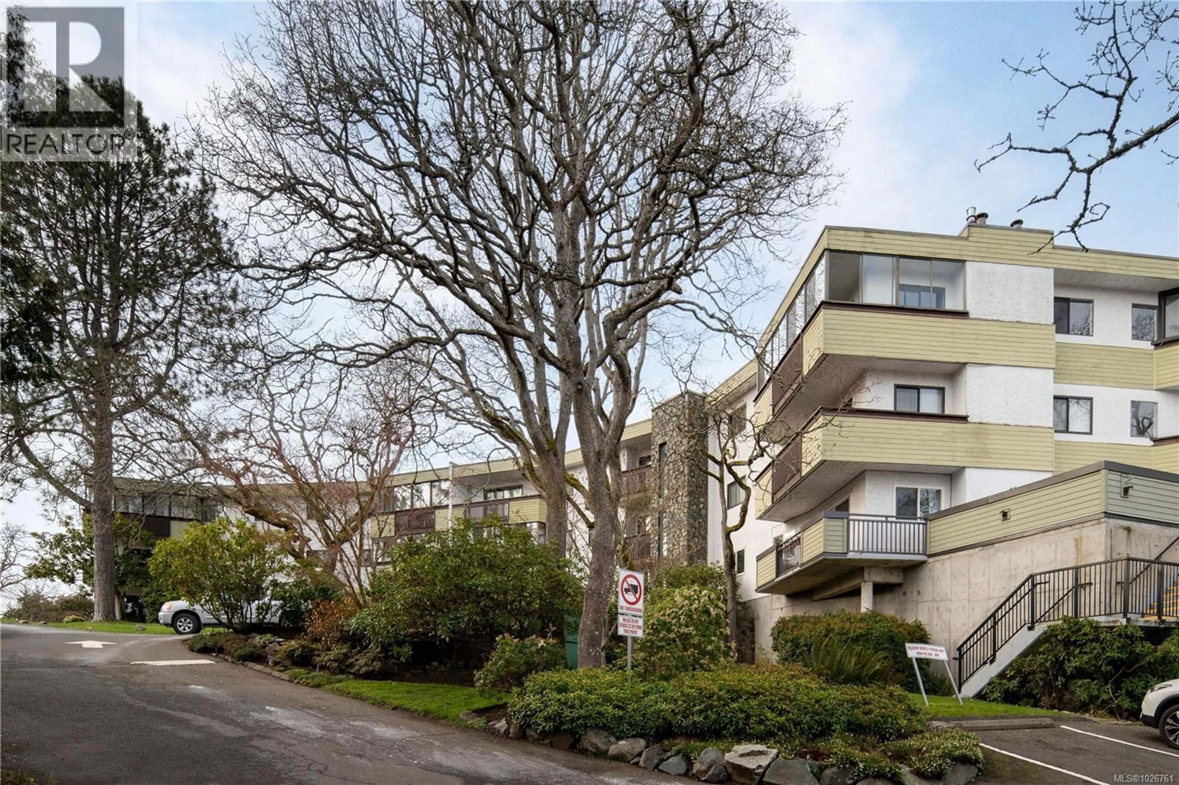 Unknown for 116 - 3962 CEDAR HILL ROAD, Saanich British Columbia V8N3B8