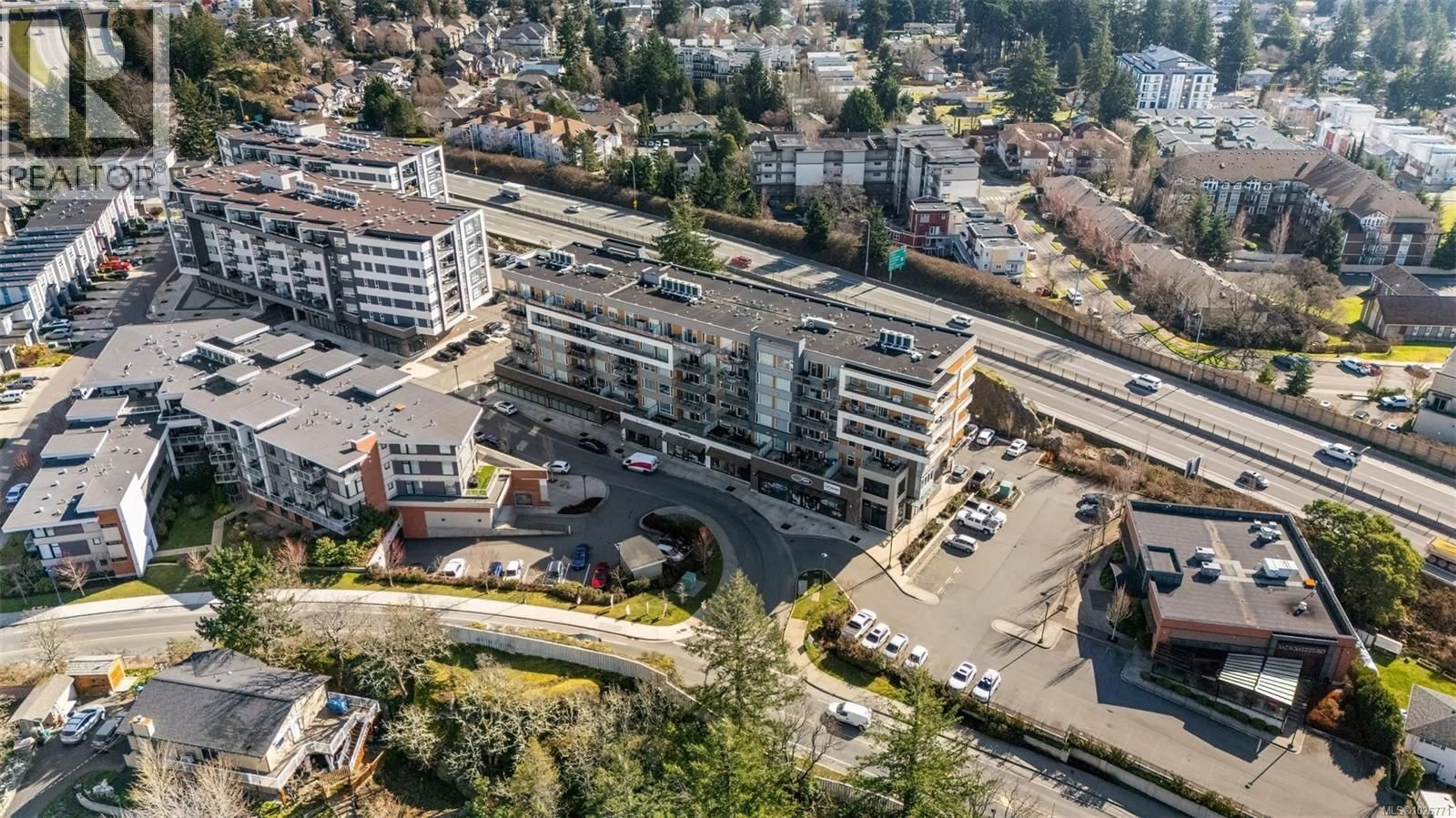 A pic from outside/outdoor area/front of a property/back of a property/a pic from drone, unknown for 607 - 967 WHIRLAWAY CRESCENT, Langford British Columbia V9B0Y1