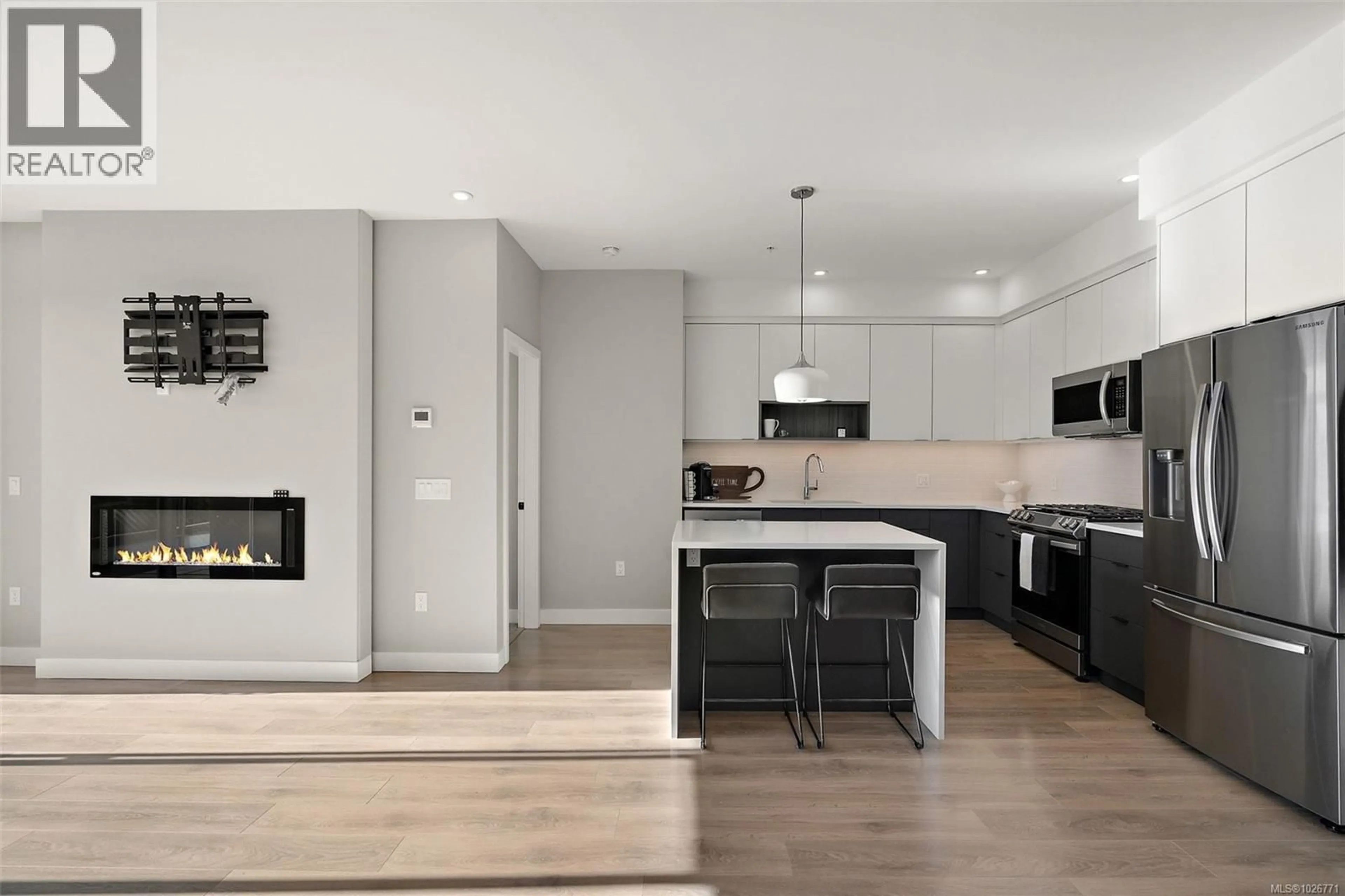 Open concept kitchen, unknown for 607 - 967 WHIRLAWAY CRESCENT, Langford British Columbia V9B0Y1