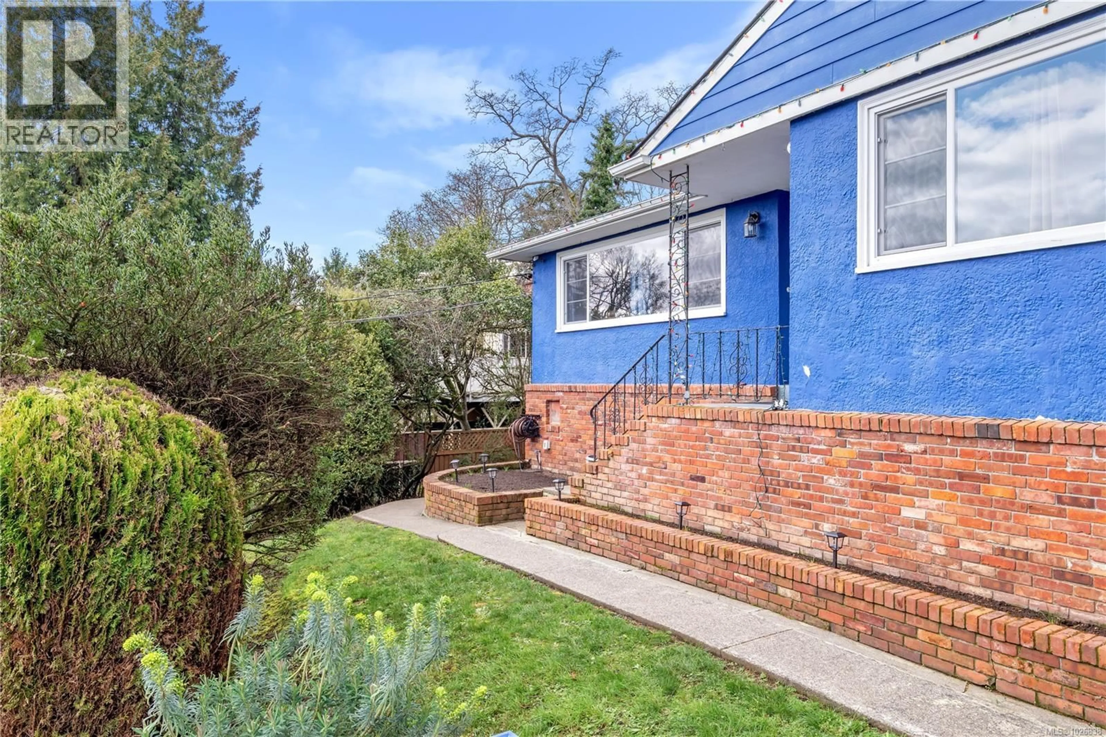 Home with brick exterior material, street for 3560 CEDAR HILL ROAD, Saanich British Columbia V8P3Z1