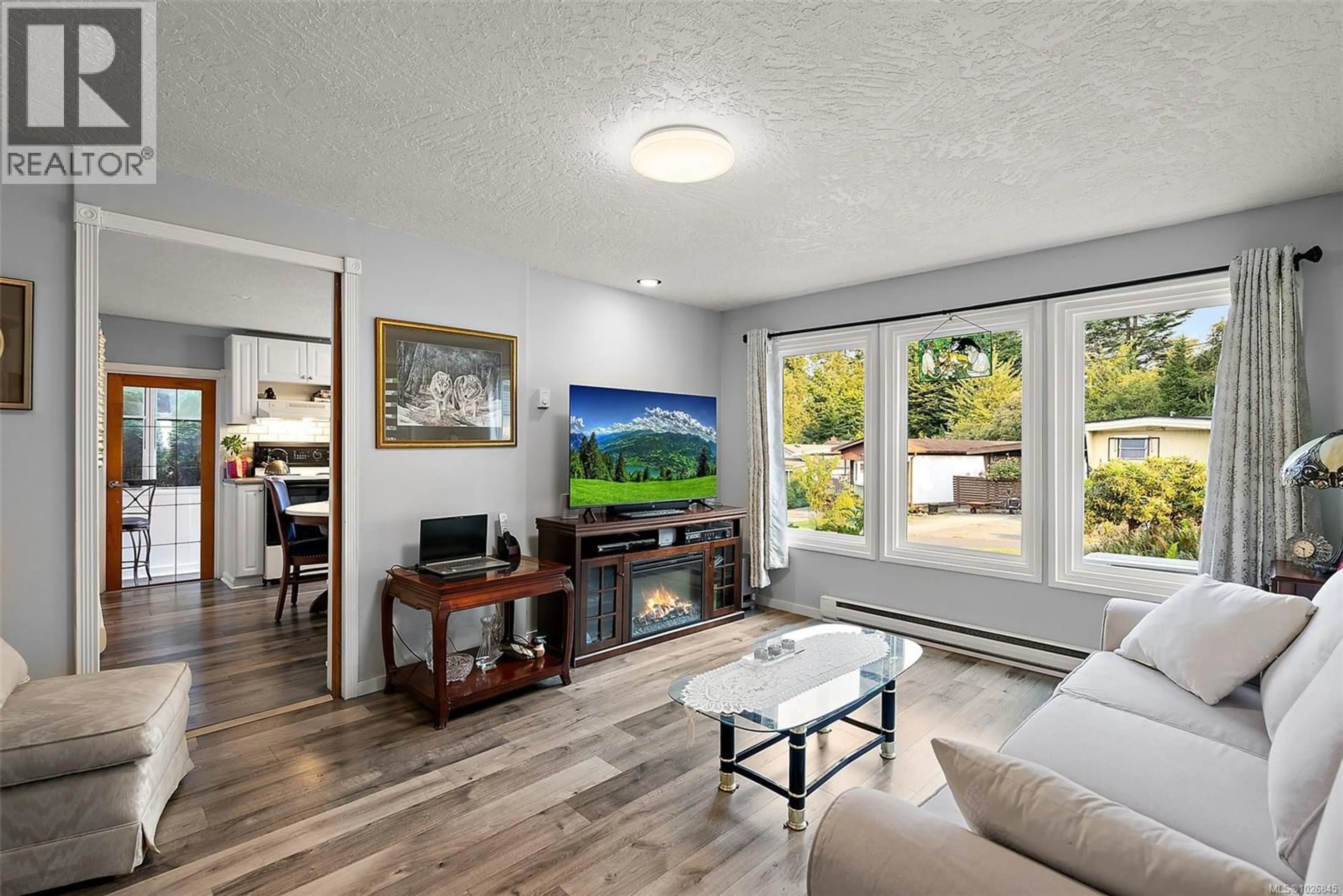 Living room with furniture, unknown for 19 - 2587 SELWYN ROAD, Langford British Columbia V9B4V4