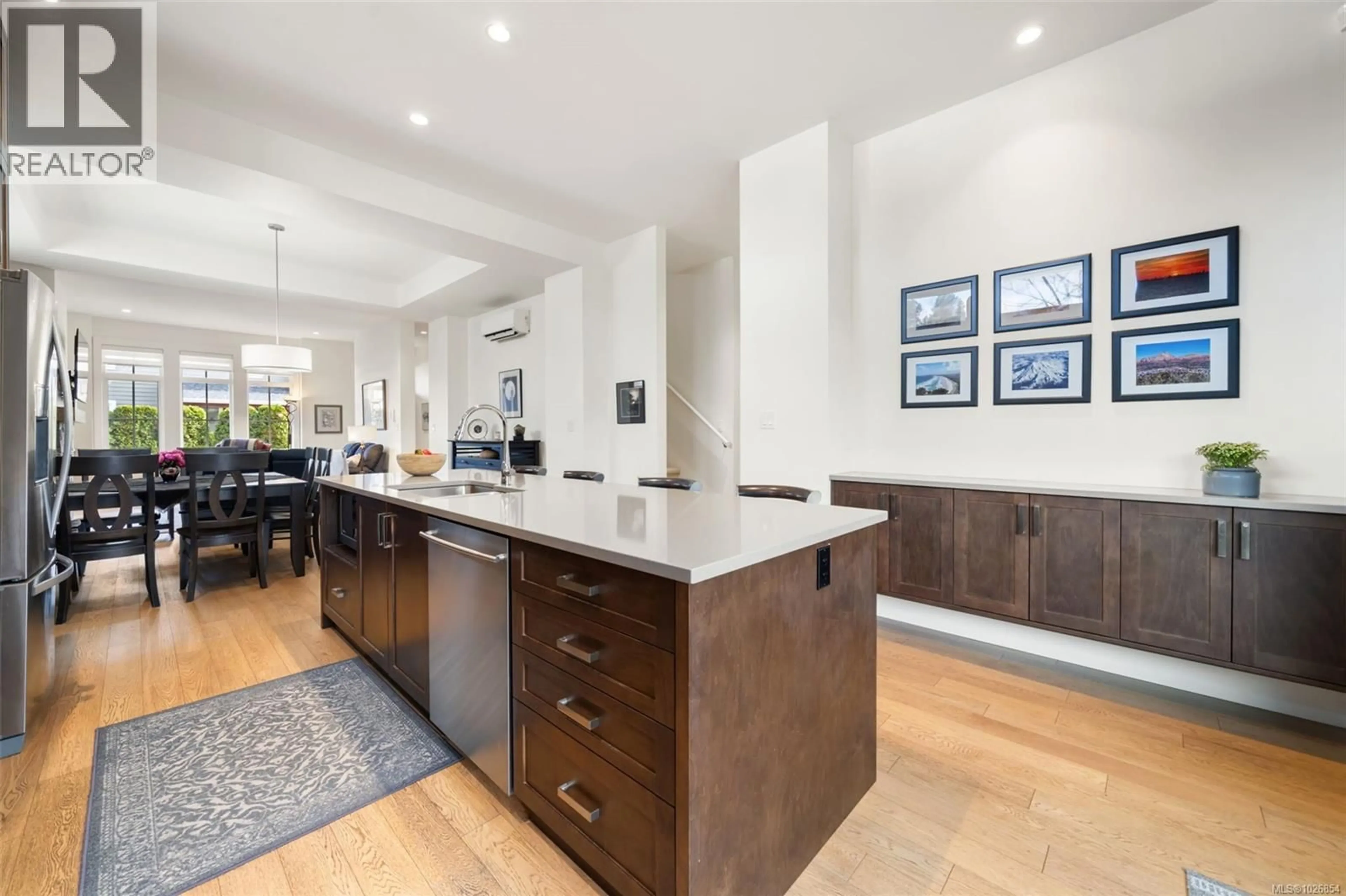 Open concept kitchen, unknown for 2015 SEAWIND WAY, Sidney British Columbia V8L0C4