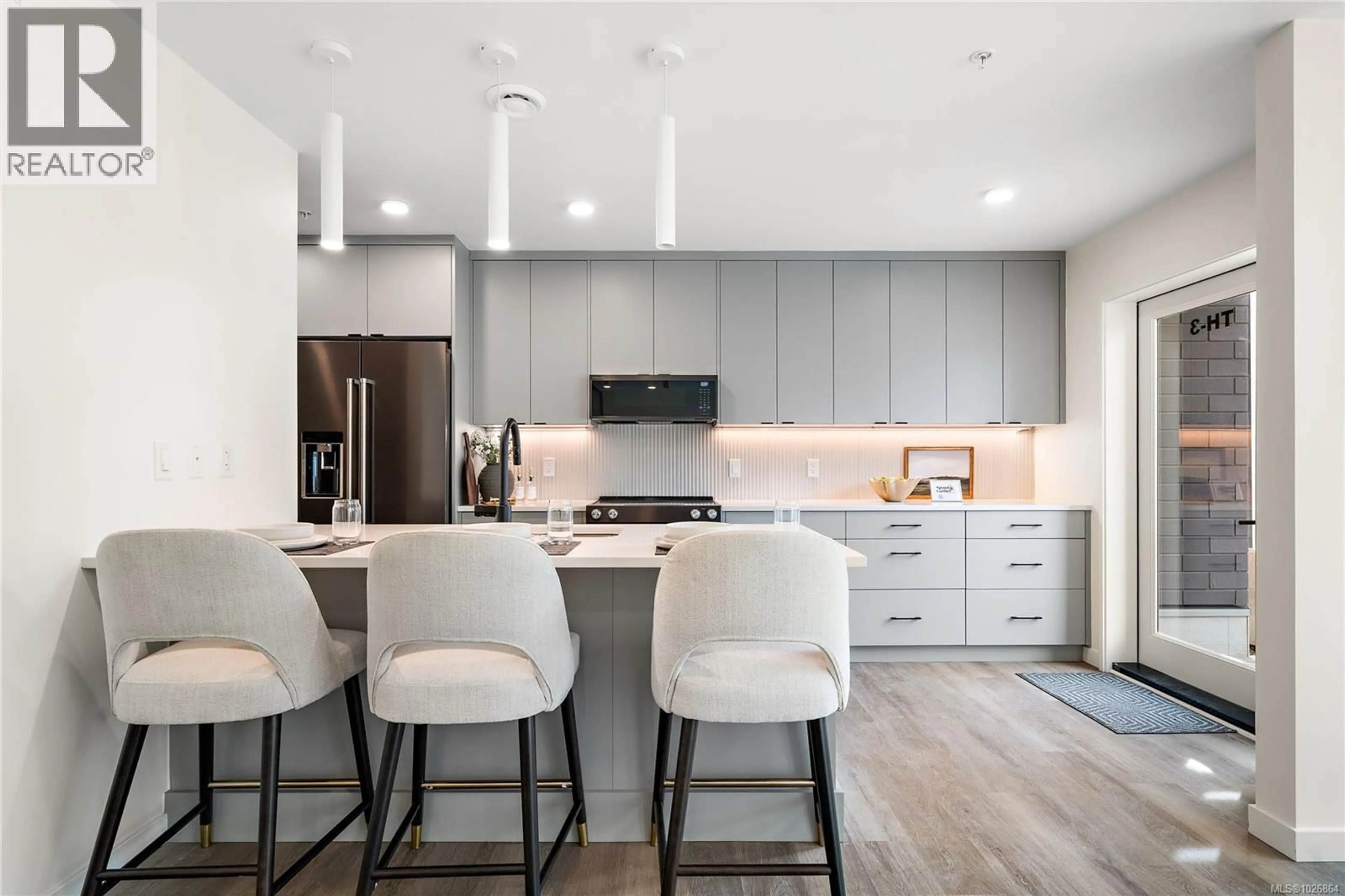 Open concept kitchen, unknown for TH3 - 1102 ESQUIMALT ROAD, Esquimalt British Columbia V9A0L3