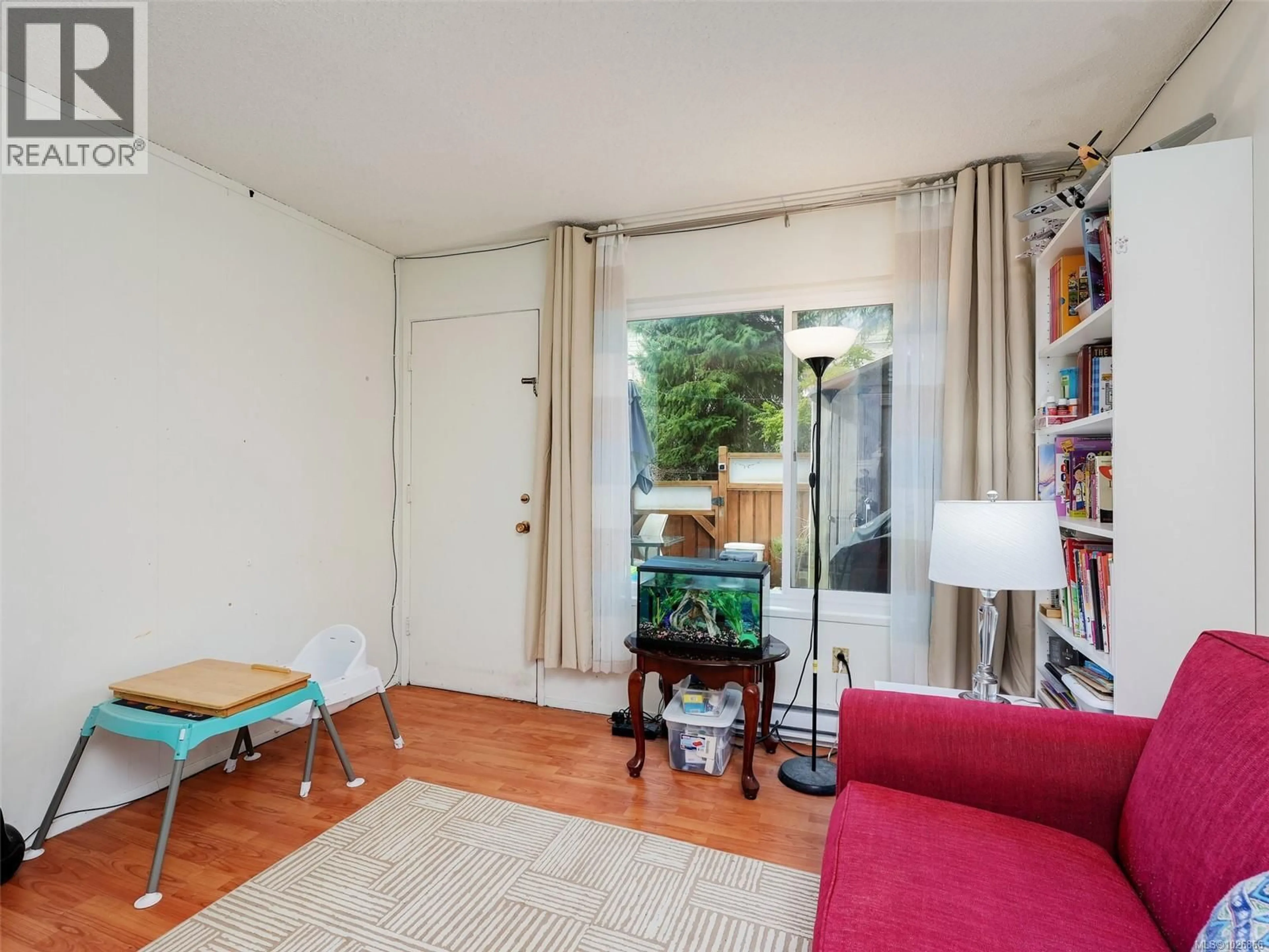 Living room with furniture, unknown for 2 - 50 MONTREAL STREET, Victoria British Columbia V8V1Y5