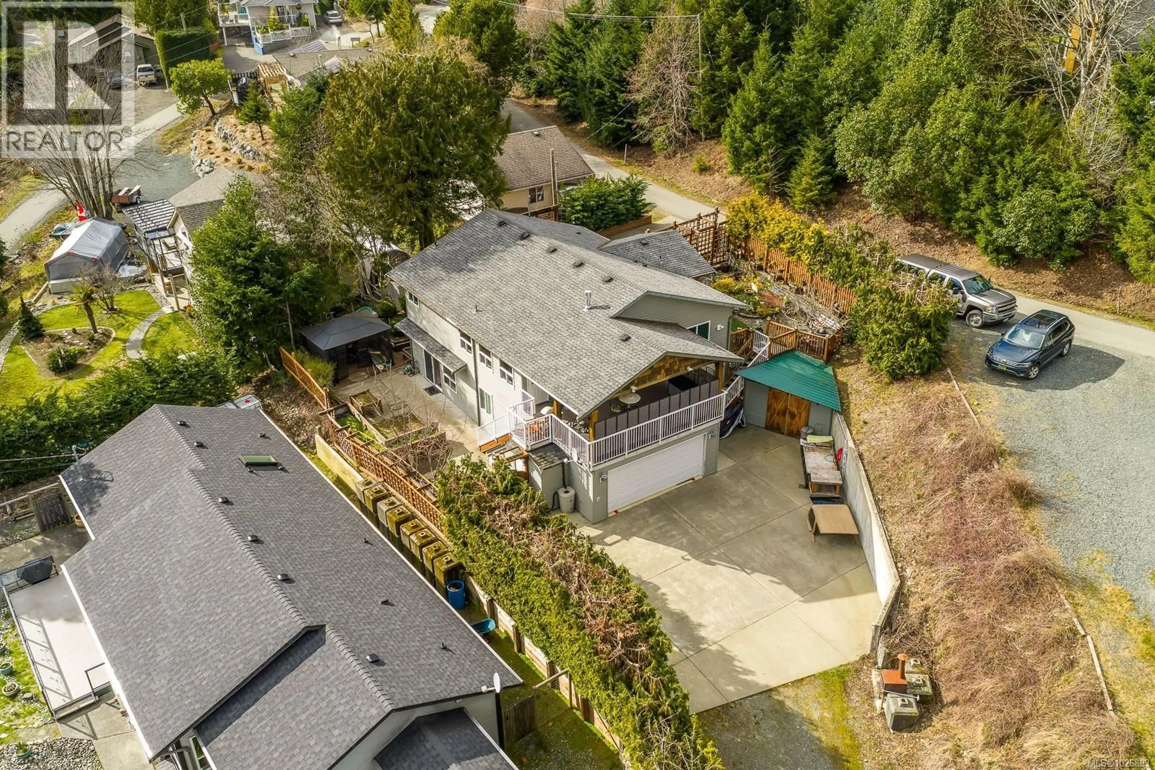 A pic from outside/outdoor area/front of a property/back of a property/a pic from drone, unknown for 1780 JAY BELL TRAIL, Qualicum Beach British Columbia V9K2S3