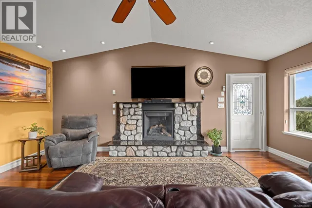1780 JAY BELL TRAIL, Qualicum Beach 4
