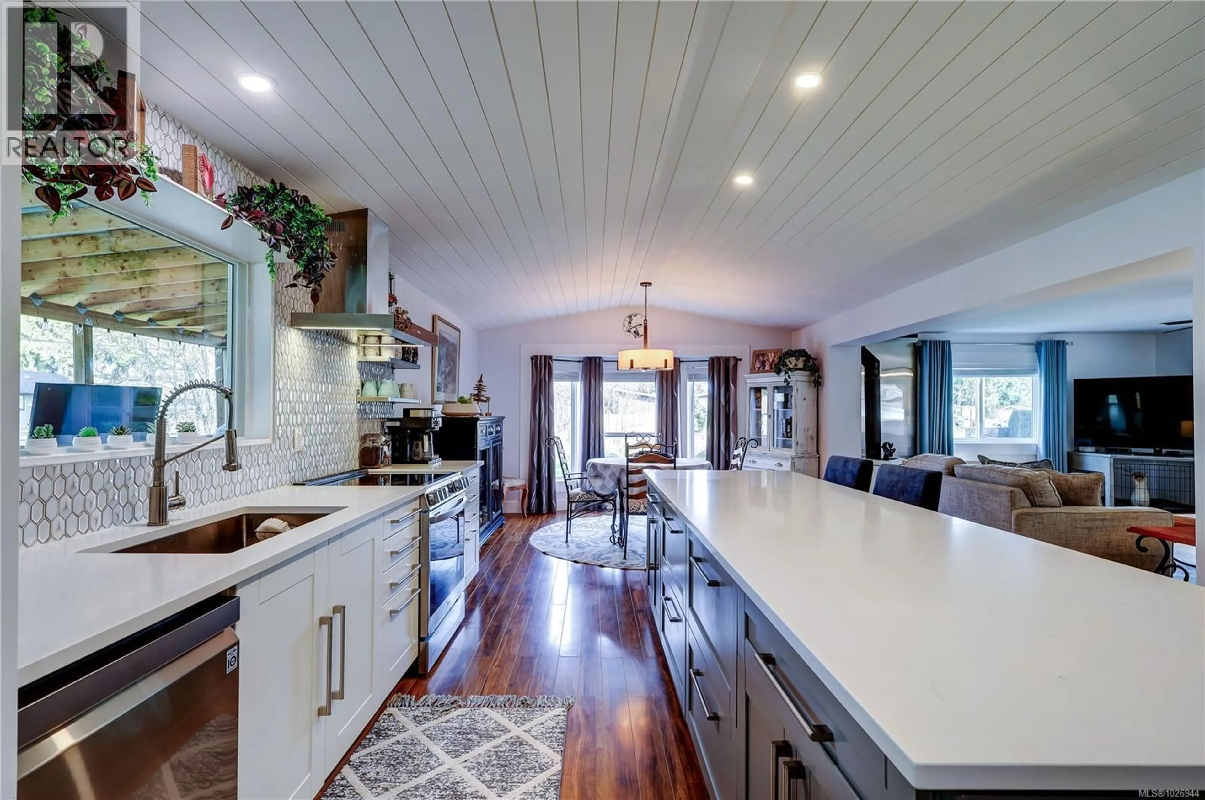 Open concept kitchen, unknown for 2339 GOULD ROAD EAST, Nanaimo British Columbia V9X1K1