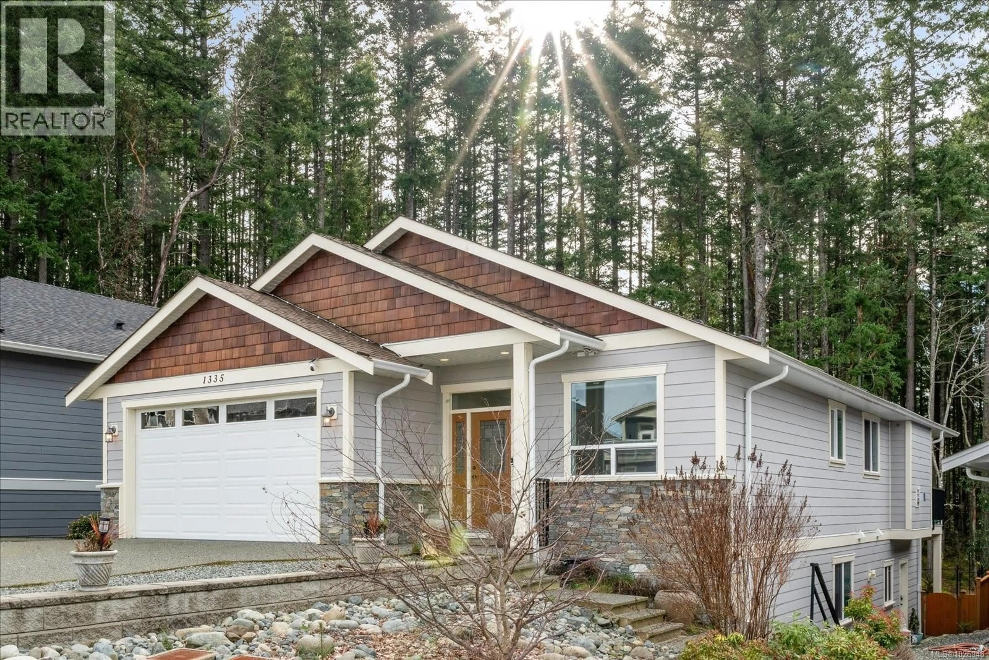 Home with vinyl exterior material, street for 1335 LANGARA DRIVE, Nanaimo British Columbia V9R6A8