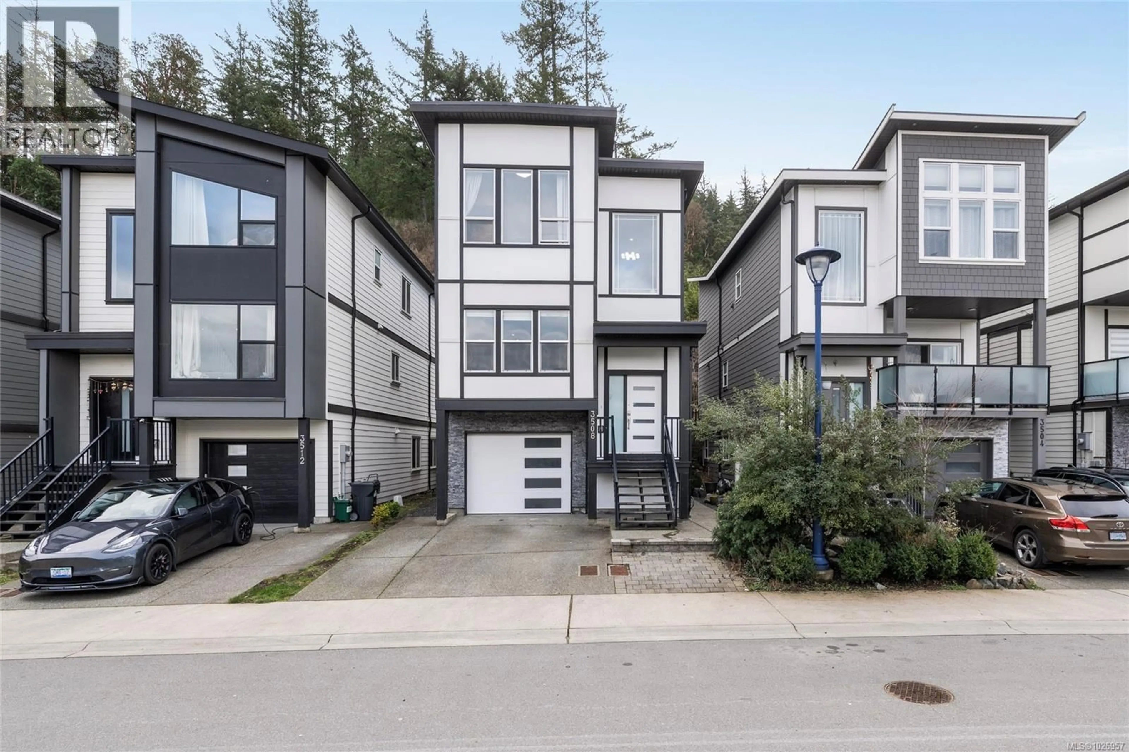 Home with vinyl exterior material, street for 3508 MYLES MANSELL ROAD, Langford British Columbia V9C2P3