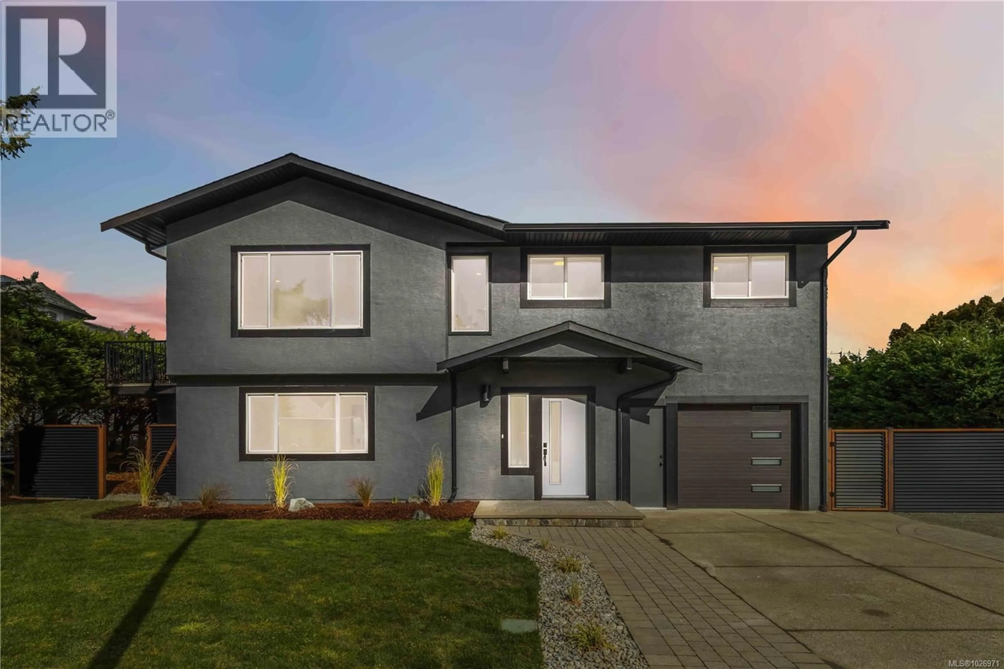 Home with vinyl exterior material, street for 1964 GENOA PLACE, Central Saanich British Columbia V8M1M1