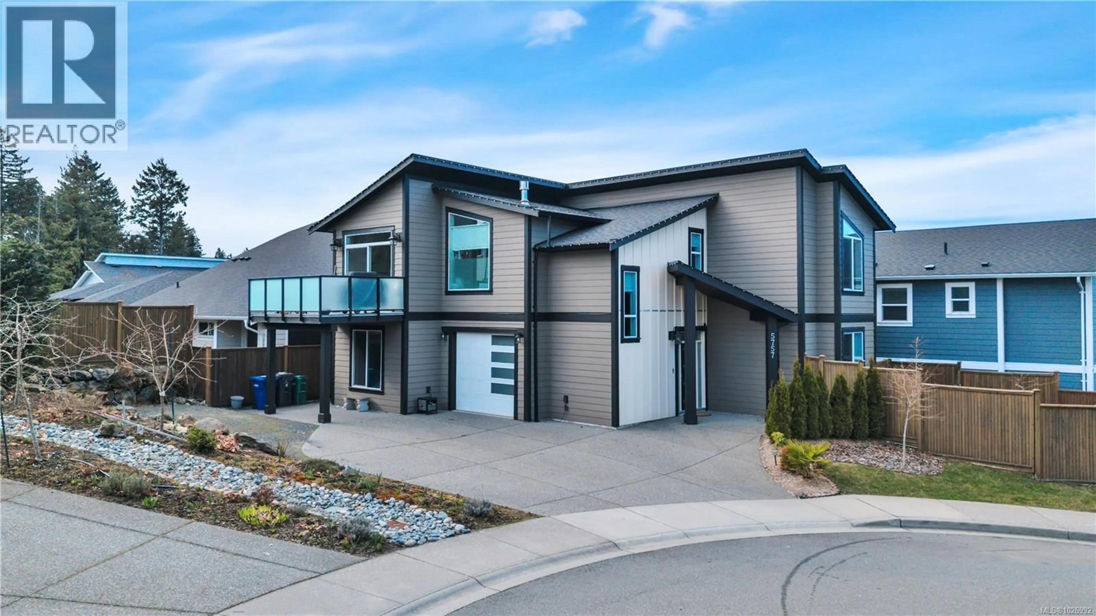 Home with vinyl exterior material, unknown for 5757 LINYARD ROAD, Nanaimo British Columbia V9T0K2