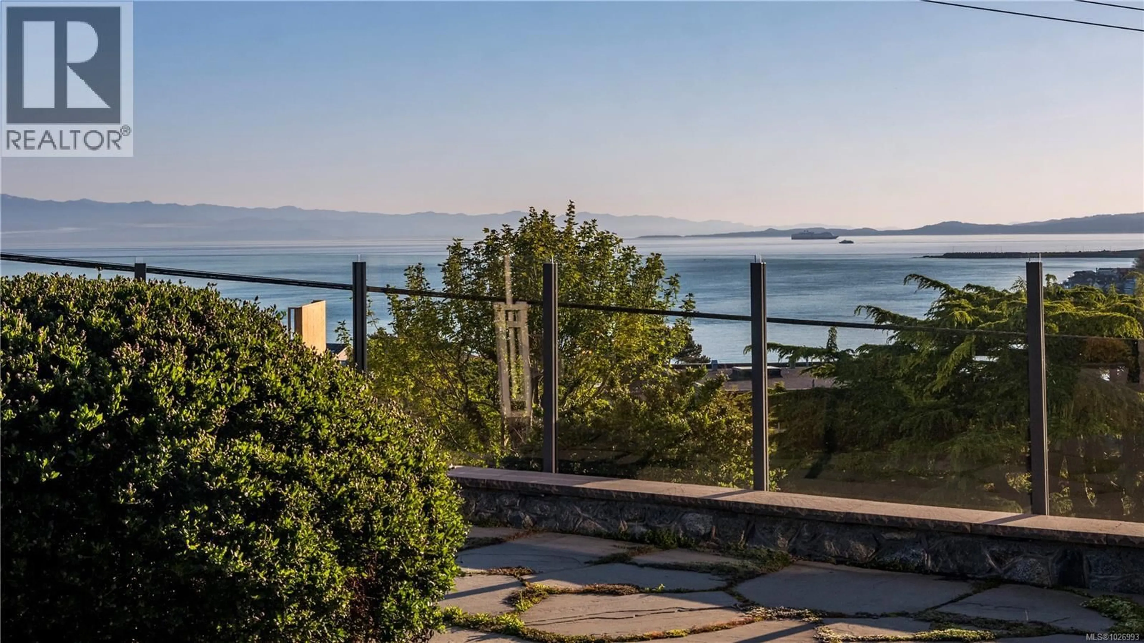 Patio, water/lake/river/ocean view for 50 KING GEORGE TERRACE, Oak Bay British Columbia V8S2J9