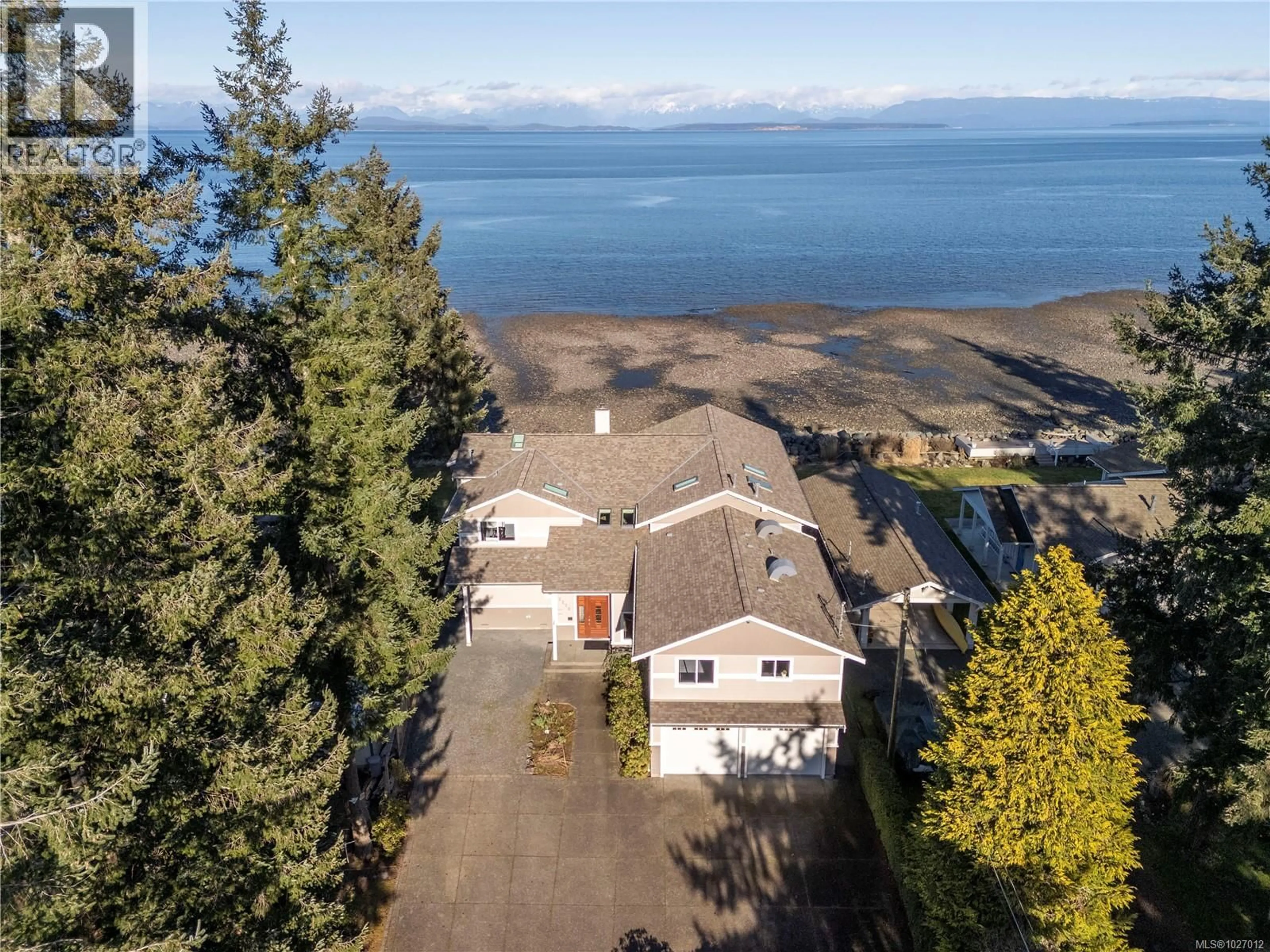 A pic from outside/outdoor area/front of a property/back of a property/a pic from drone, water/lake/river/ocean view for 2270 OYSTER GARDEN ROAD, Campbell River British Columbia V9H1E7