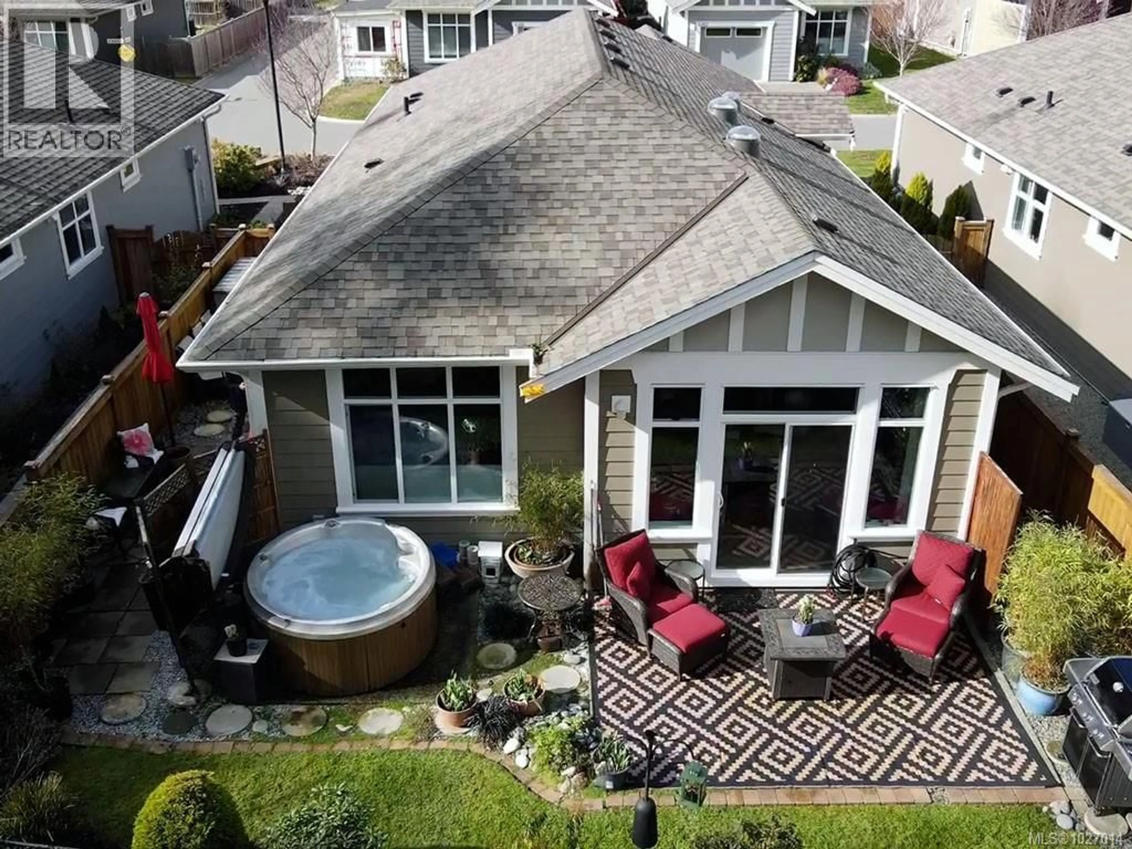 A pic from outside/outdoor area/front of a property/back of a property/a pic from drone, unknown for 6357 SHAMBROOK DRIVE, Sooke British Columbia V9Z0Y4