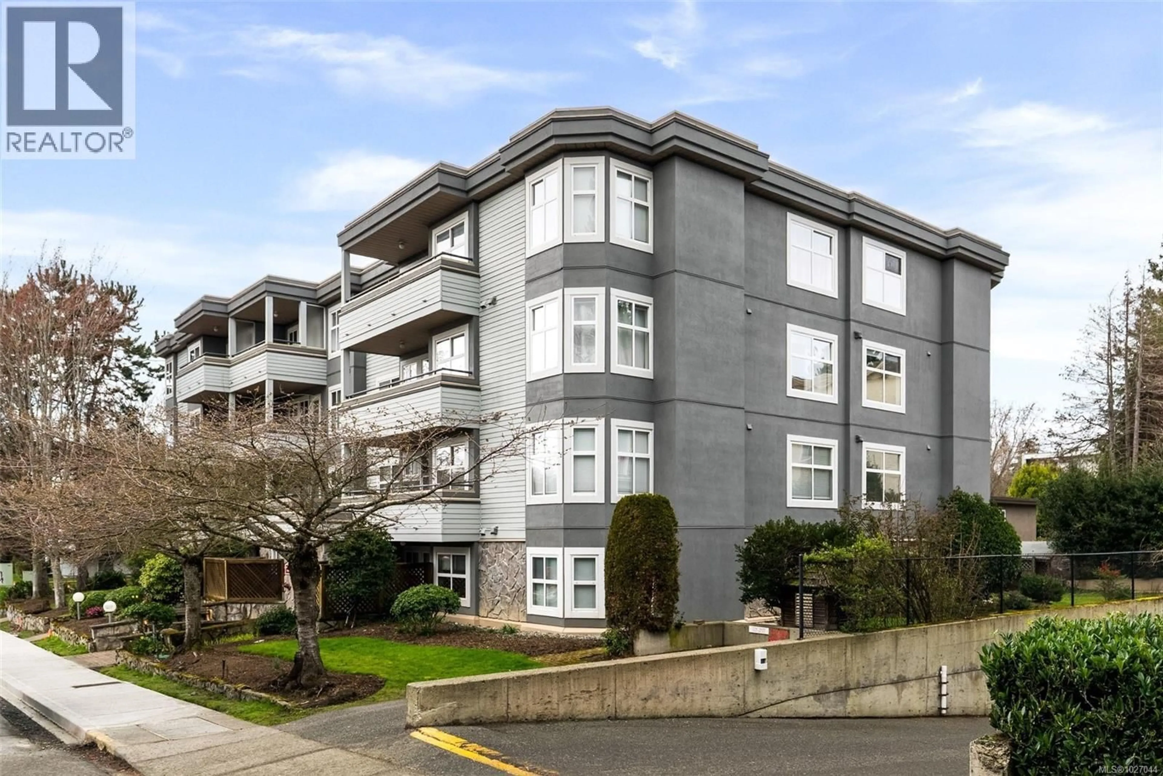 Unknown for 403 - 1580 CHRISTMAS AVENUE, Saanich British Columbia V8P2X2