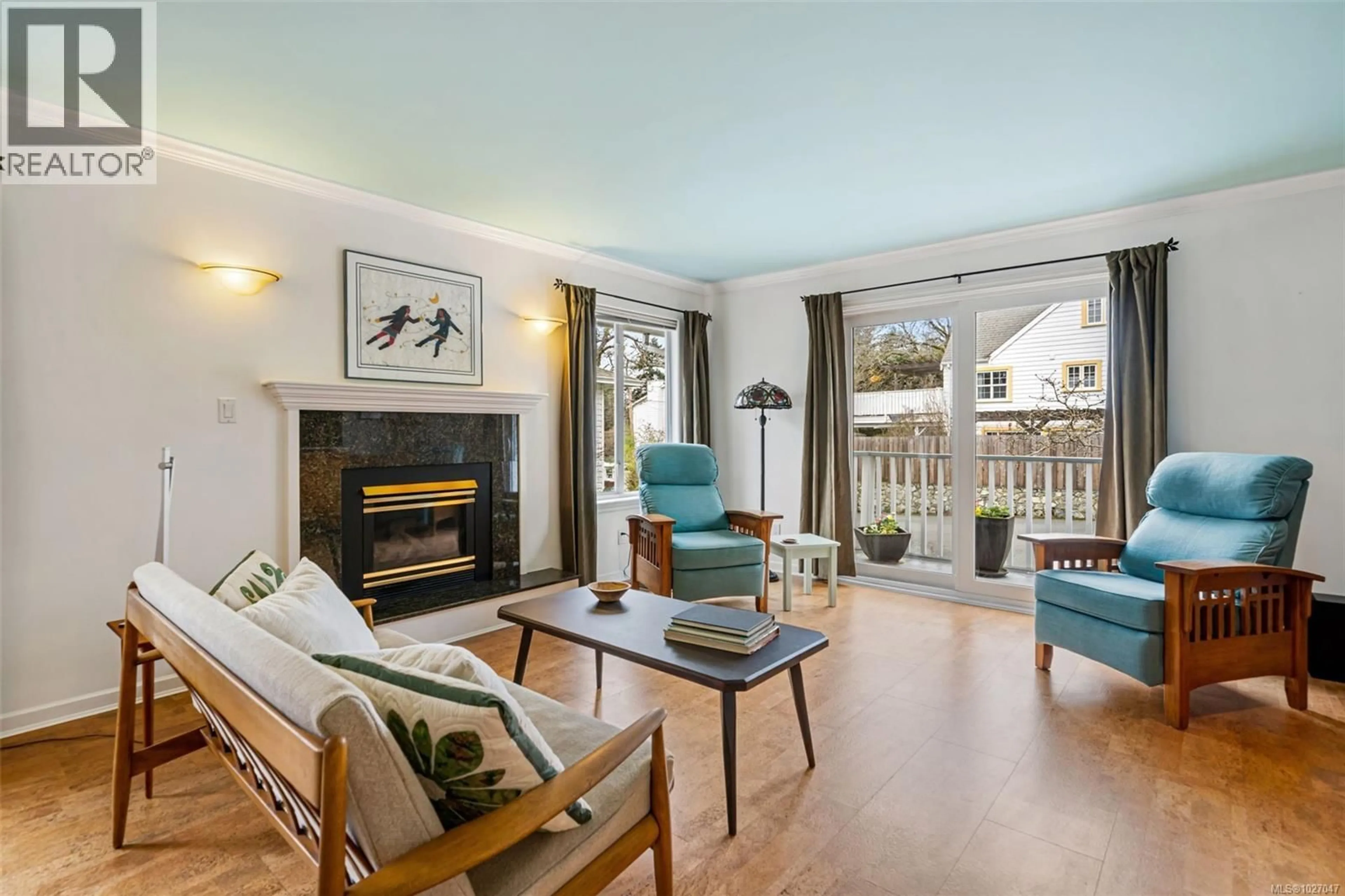 Living room with furniture, unknown for 4 - 890 ADMIRALS ROAD, Esquimalt British Columbia V9A2P1