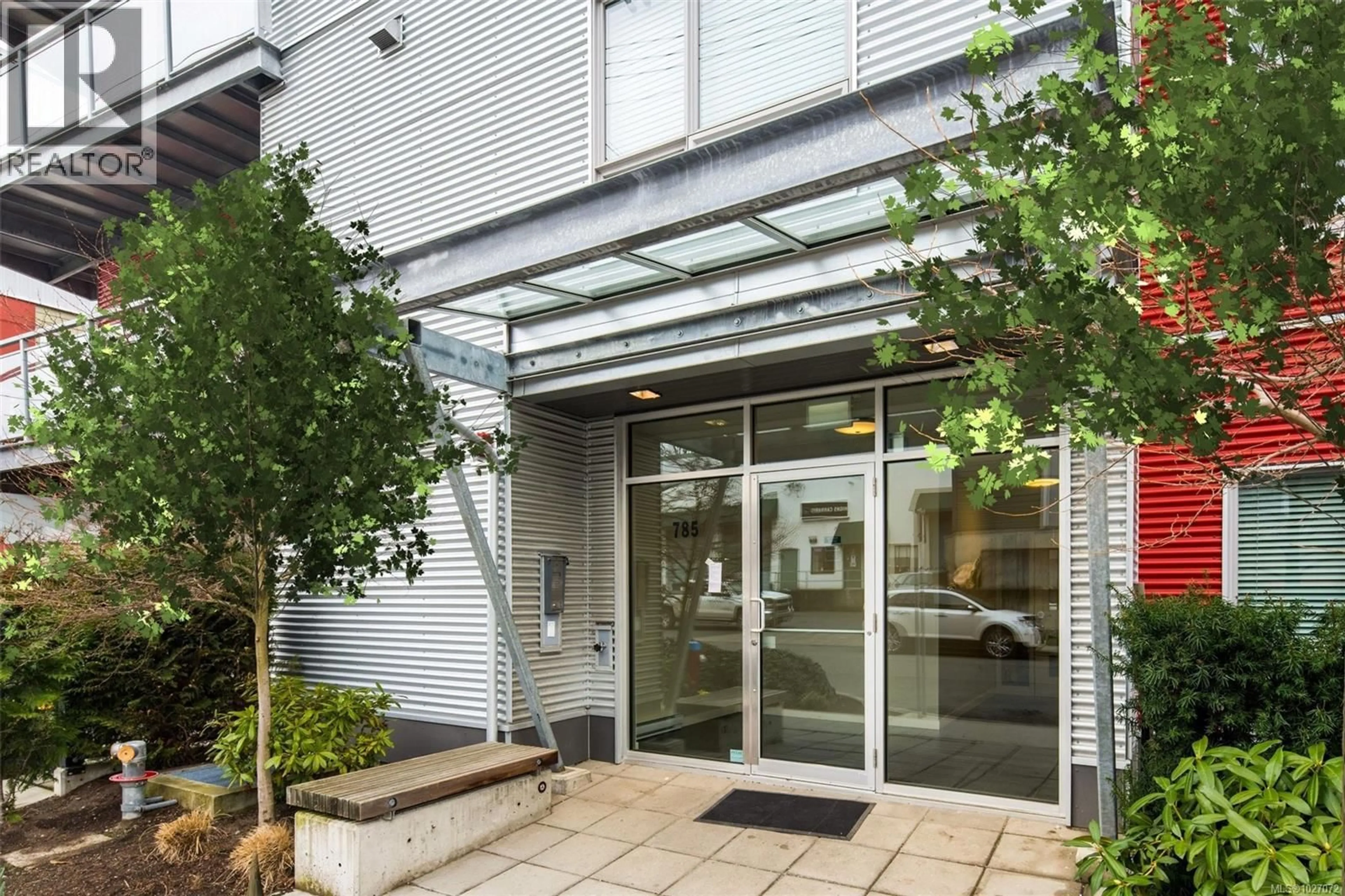 Unknown for 210 - 785 TYEE ROAD, Victoria British Columbia V9A0G2