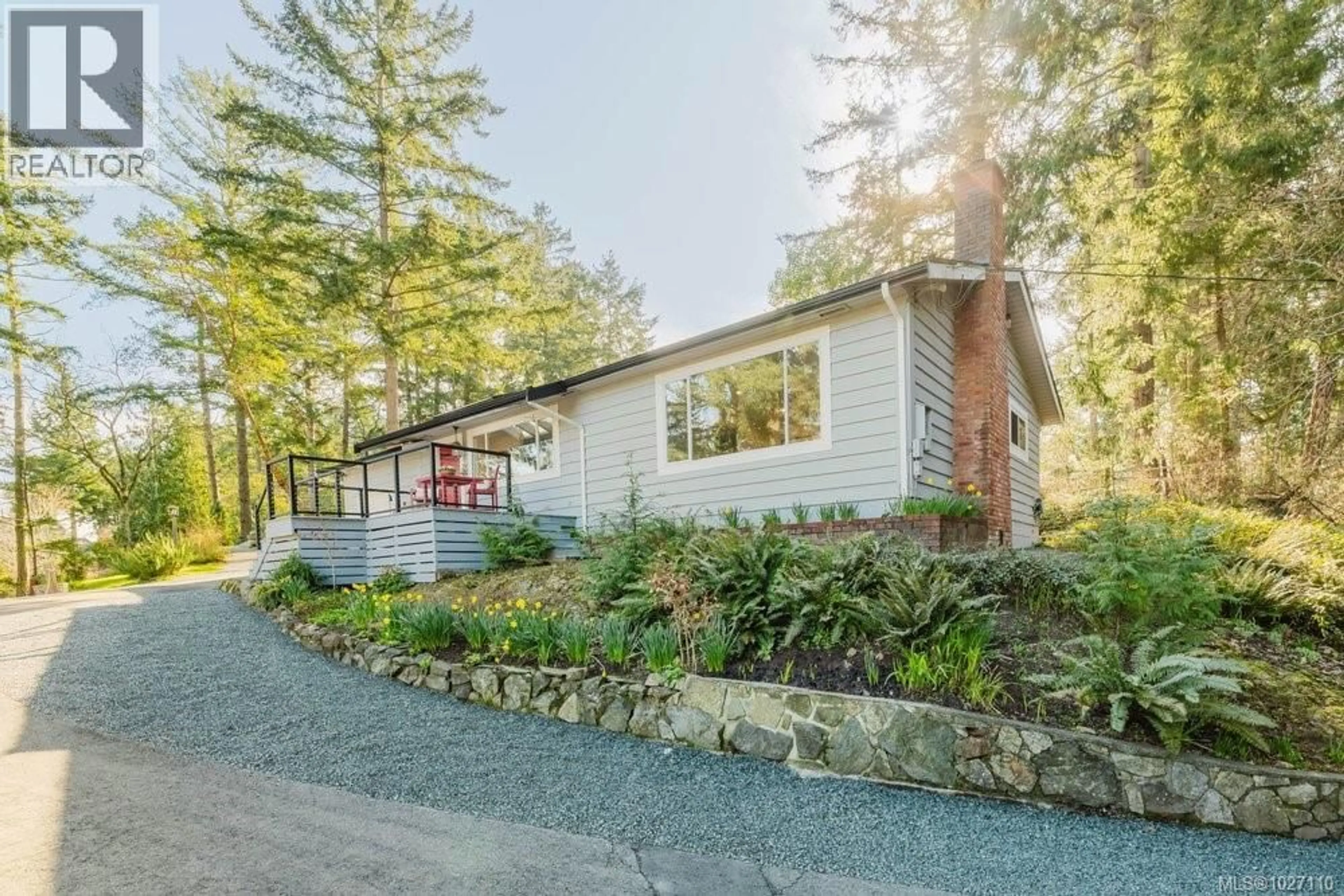 Home with vinyl exterior material, unknown for 10851 DEEP COVE ROAD, North Saanich British Columbia V8L5M5
