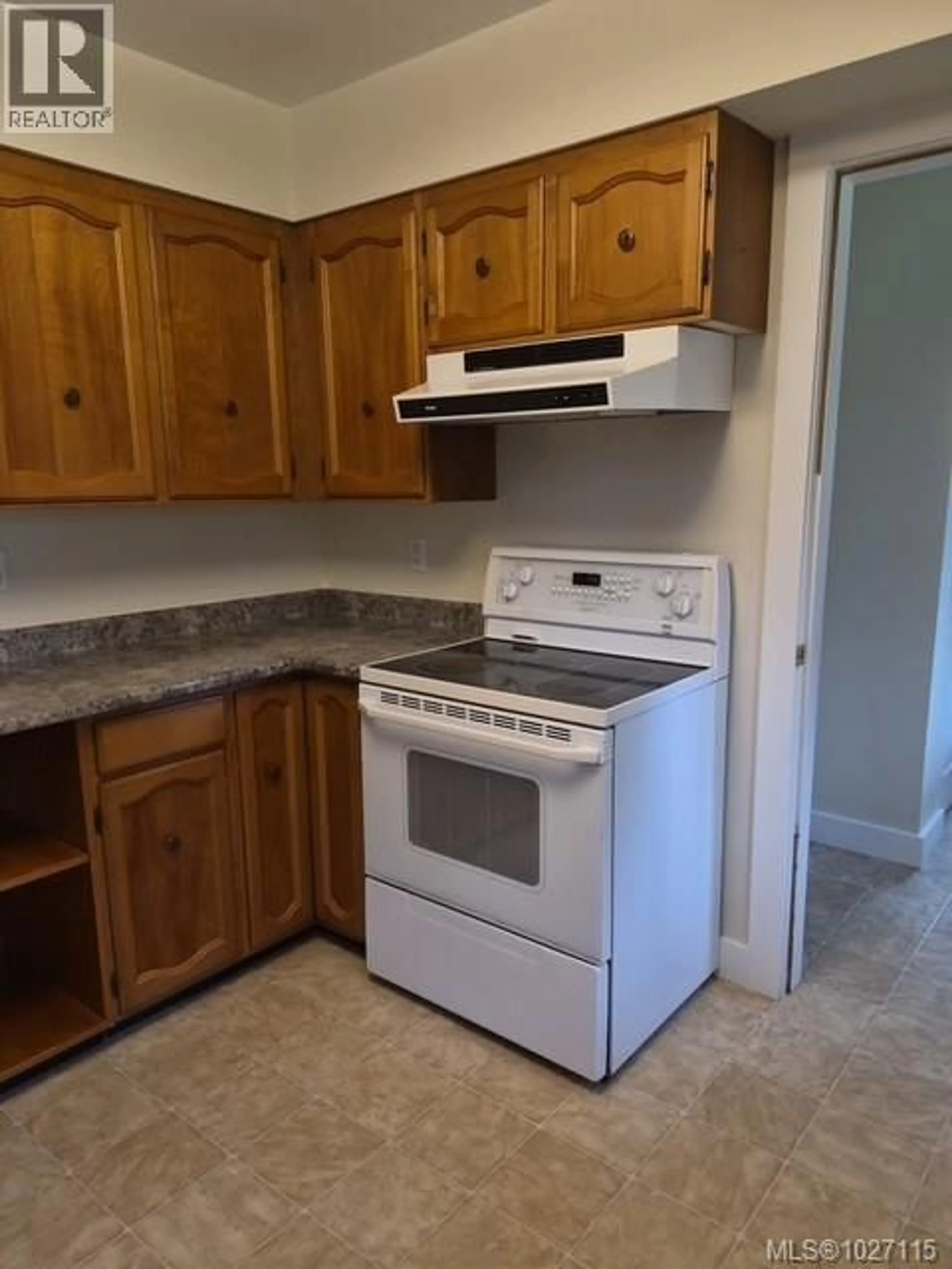 Standard kitchen, unknown for 3960 OSTBY PLACE, Bowser British Columbia V0R1G0
