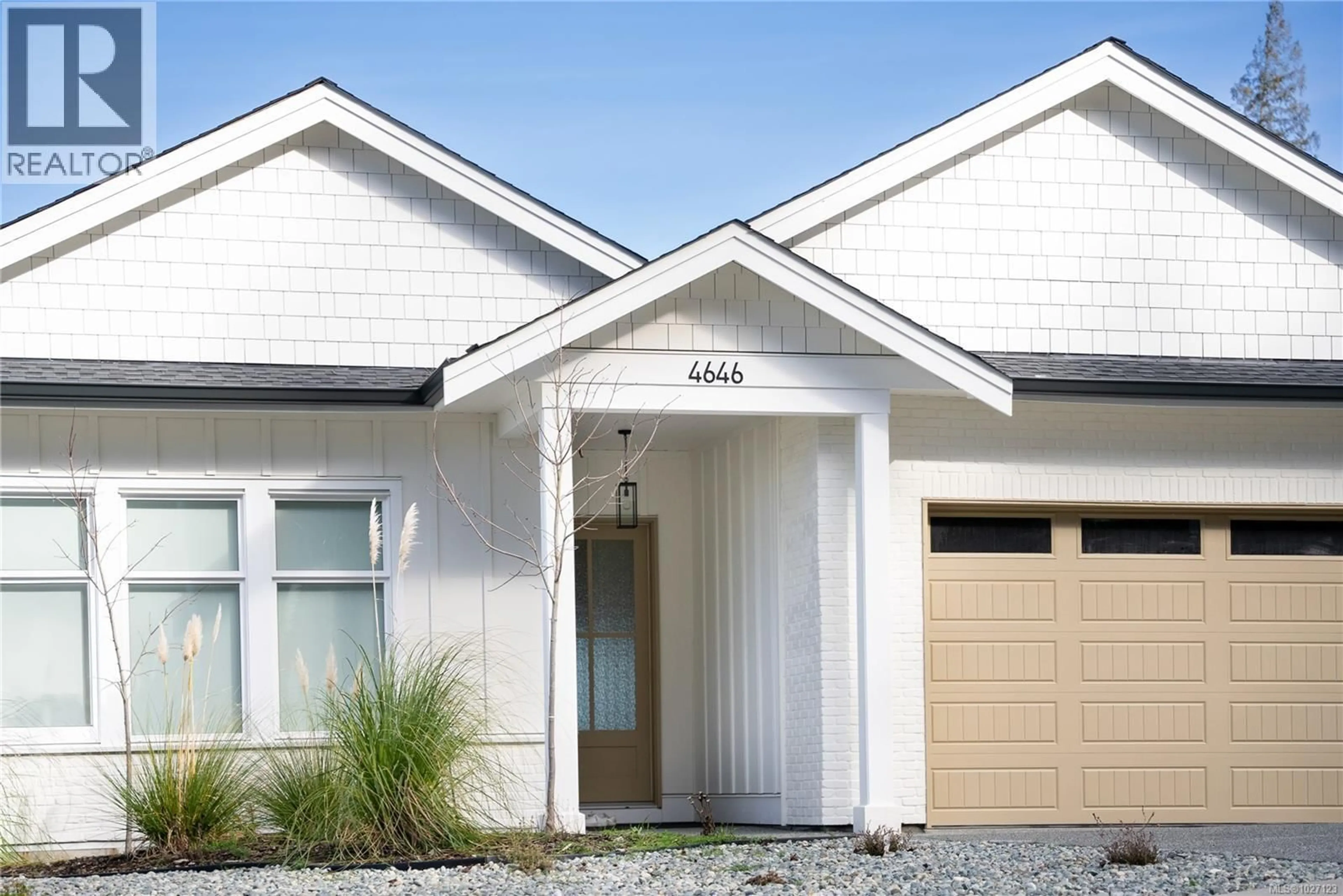 Home with vinyl exterior material, street for 4646 AMBIENCE DRIVE, Nanaimo British Columbia V9T0L3