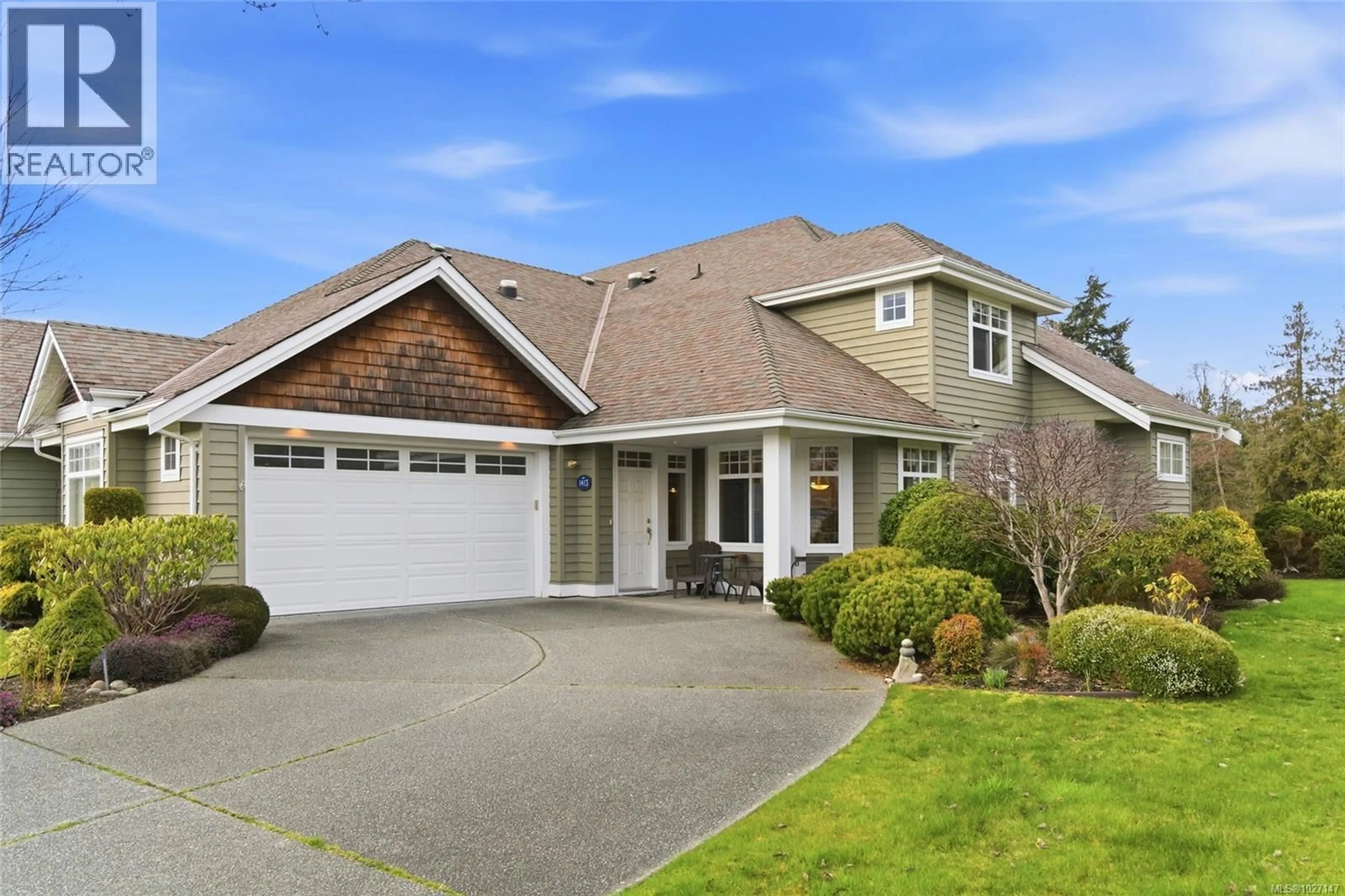 Home with vinyl exterior material, street for 1413 SATURNA DRIVE, Parksville British Columbia V9P2Y1