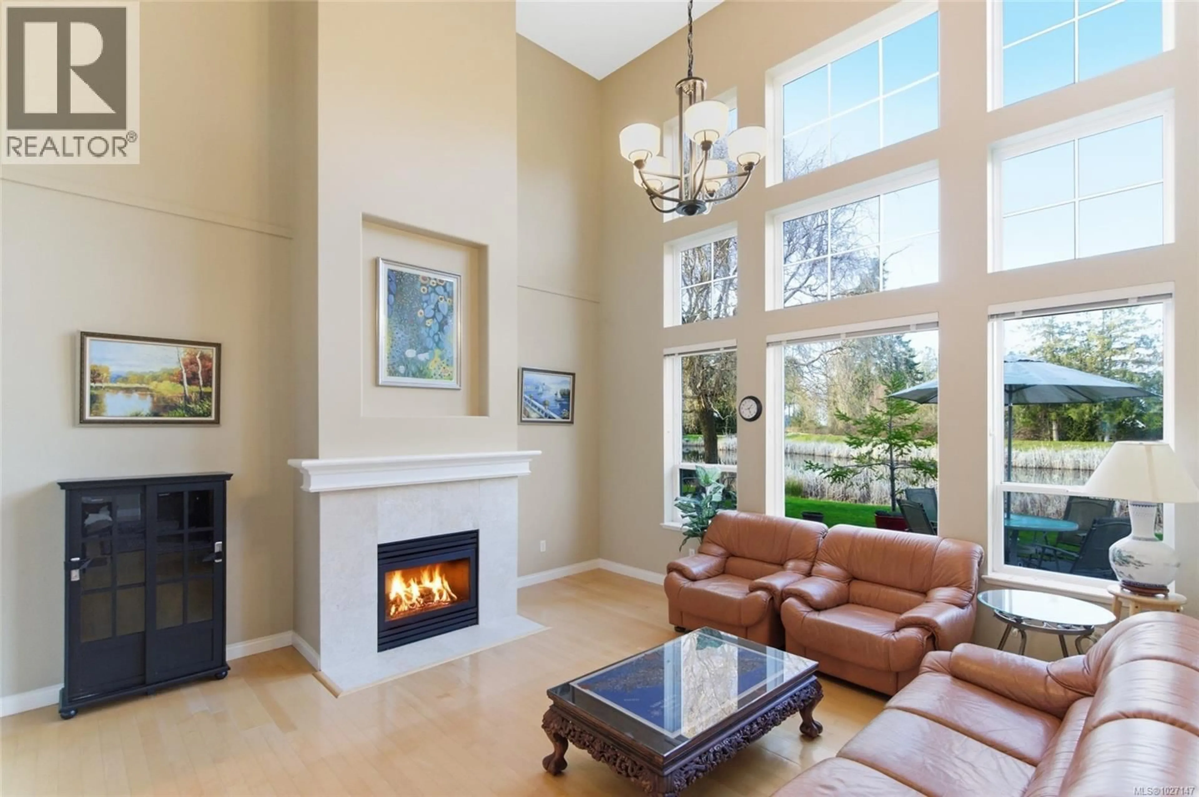 Living room with furniture, ceramic/tile floor for 1413 SATURNA DRIVE, Parksville British Columbia V9P2Y1