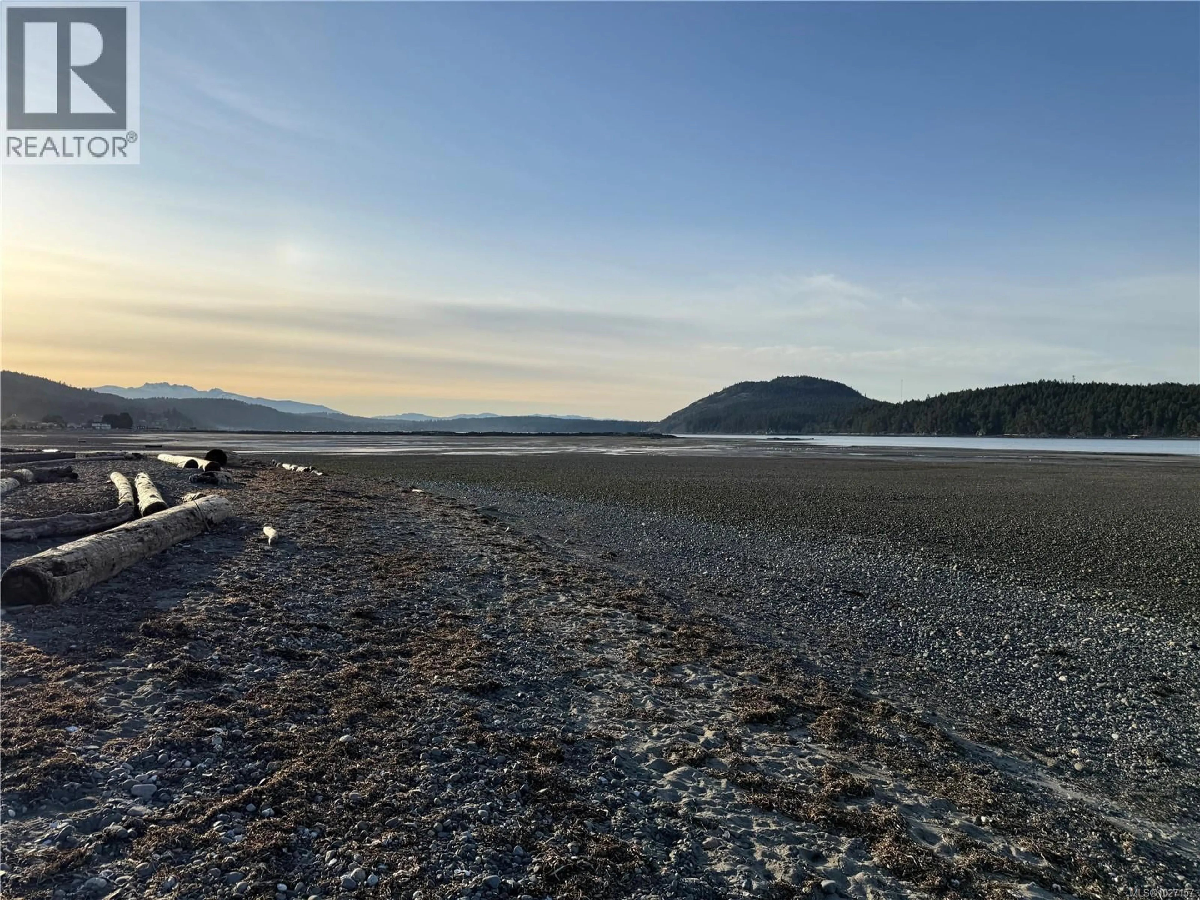 Blurry image for 7850 SHANGRI-LA ROAD, Lantzville British Columbia V0R2H0