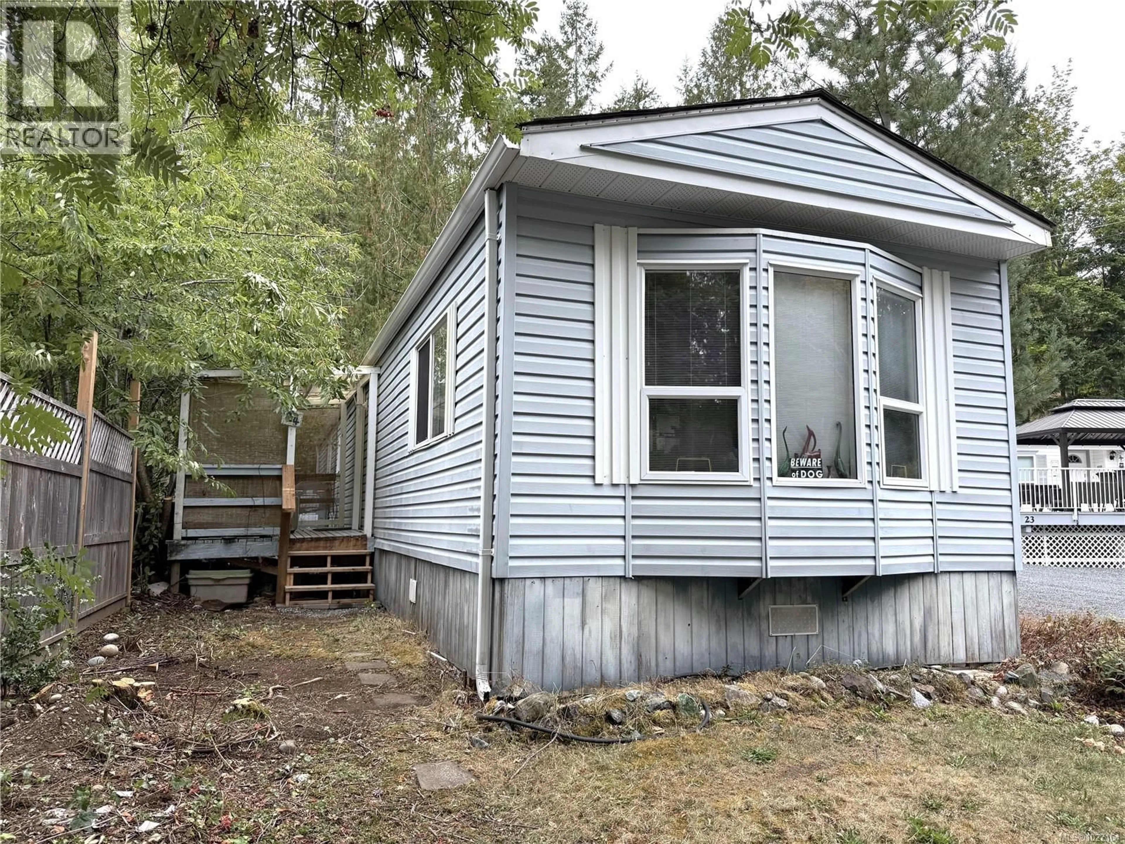 Home with vinyl exterior material, street for 24 - 10325 LAKESHORE ROAD, Port Alberni British Columbia V9Y8G9