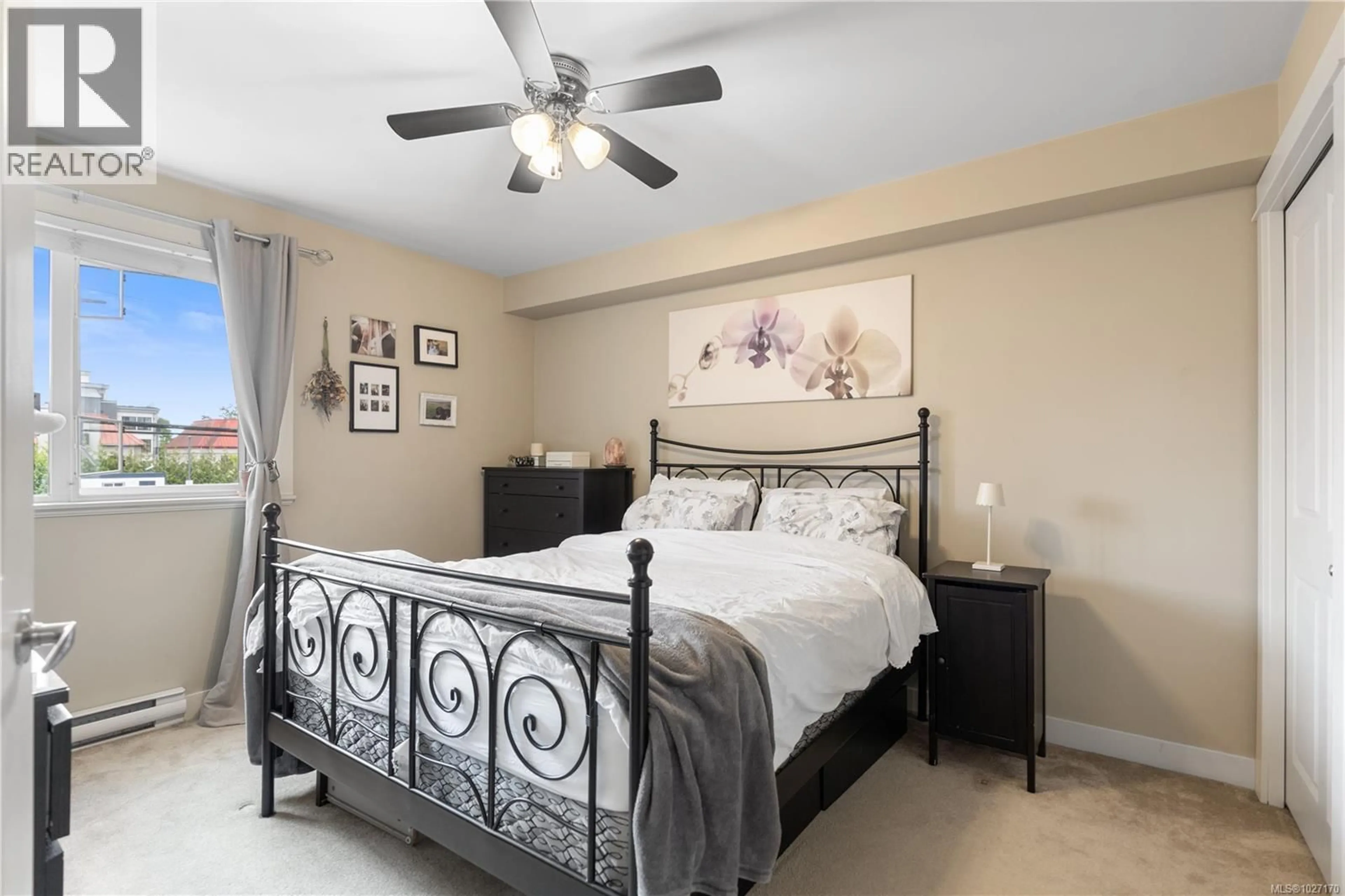 Bedroom with bed, unknown for 217 - 1315 ESQUIMALT ROAD, Esquimalt British Columbia V9A3P5