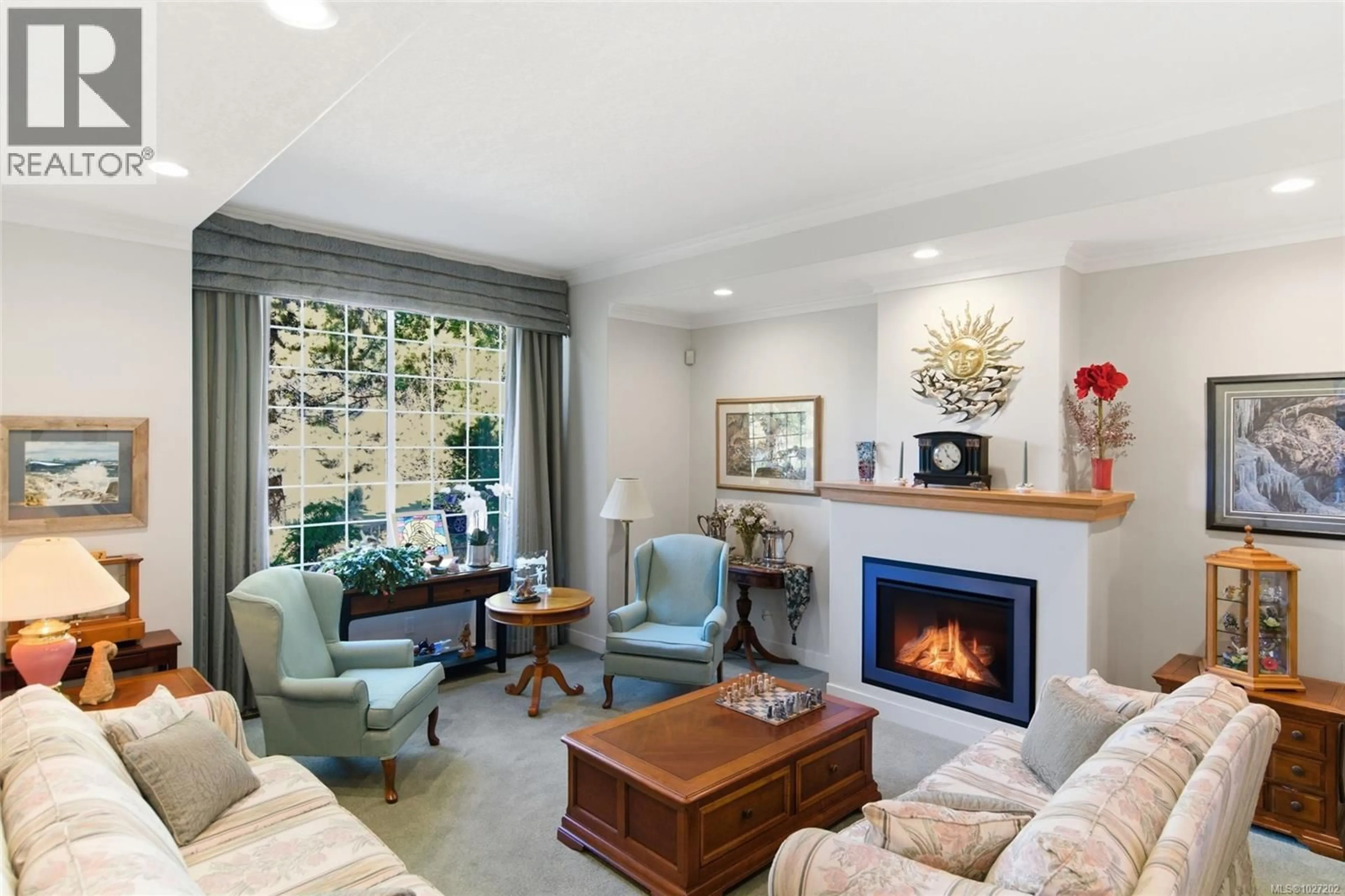 Living room with furniture, unknown for 2415 EVANSHIRE CRESCENT, Nanoose Bay British Columbia V9P9G7