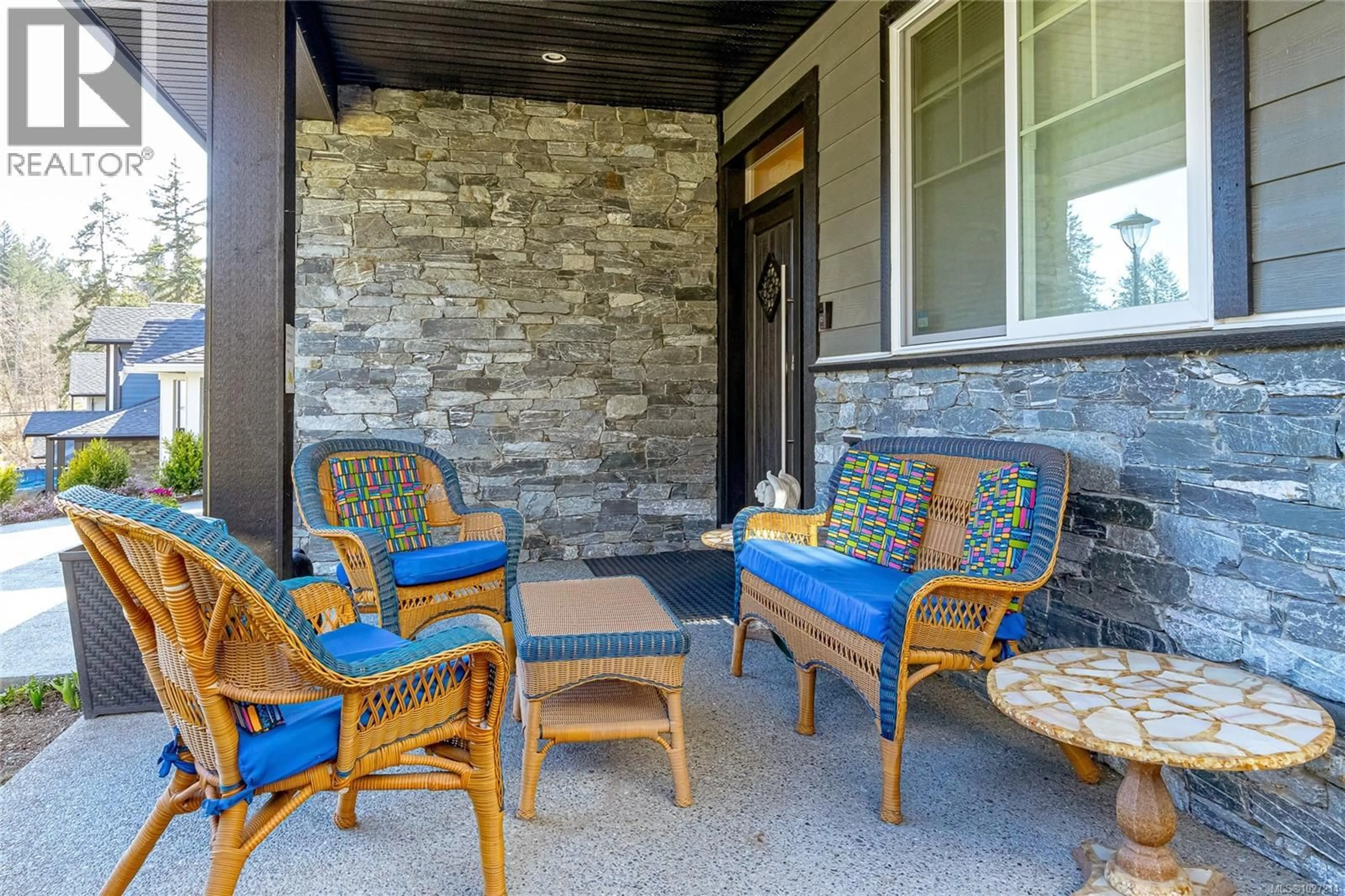 Patio, street for 2117 TRIANGLE TRAIL, Langford British Columbia V9C0R2