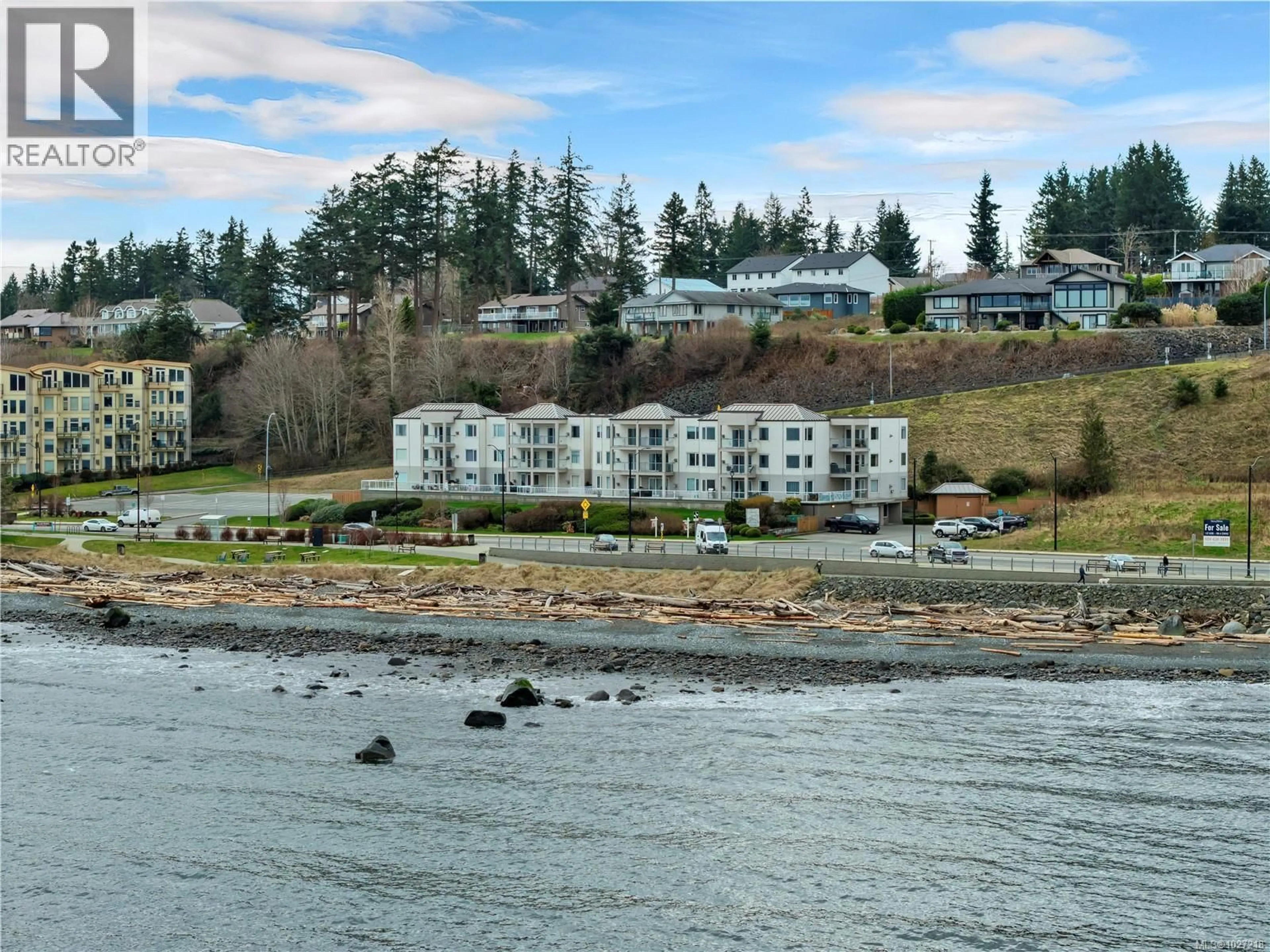 Blurry image for 308 - 1350 ISLAND HIGHWAY SOUTH, Campbell River British Columbia V9W1B7