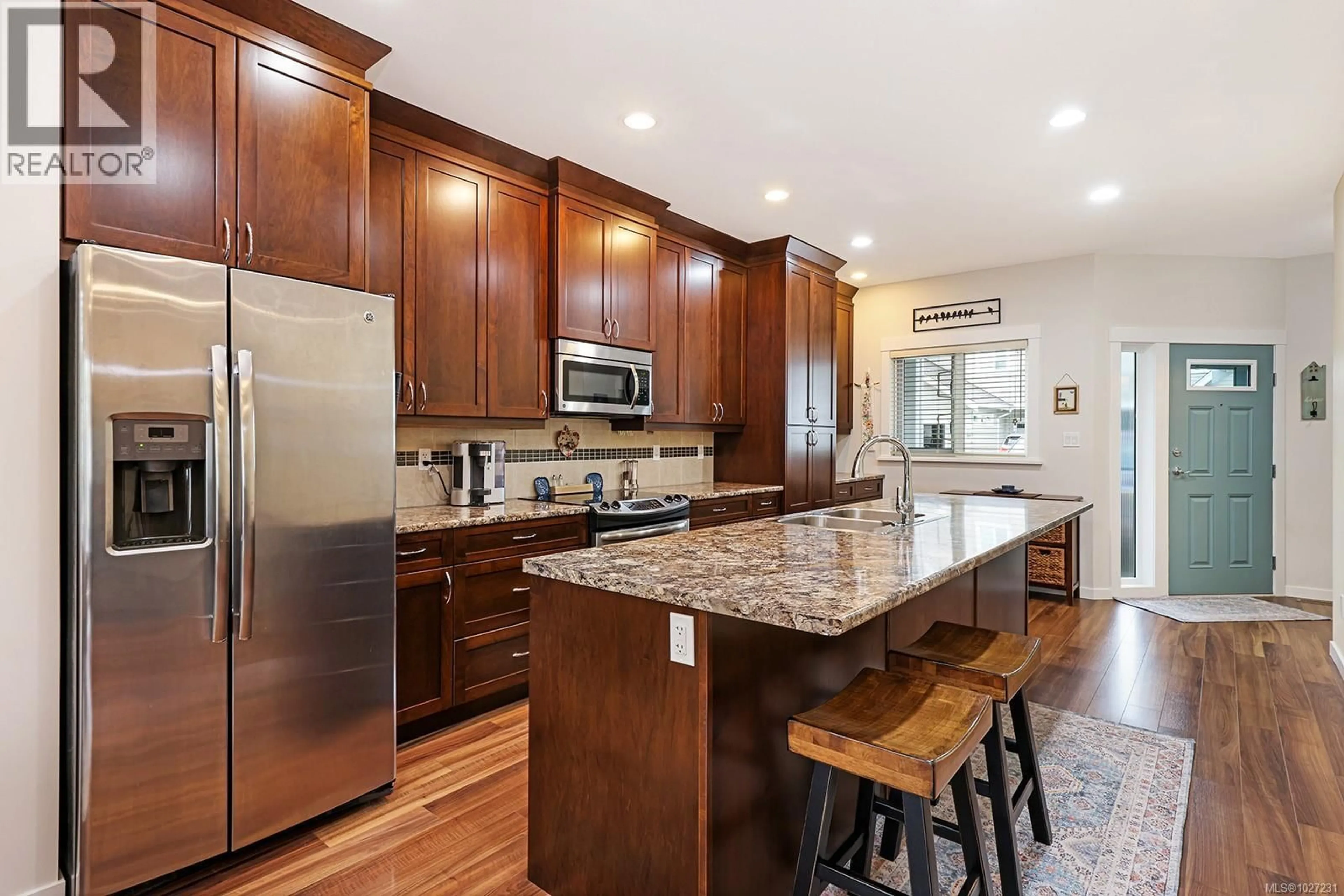 Open concept kitchen, unknown for 52 - 700 LANCASTER WAY, Comox British Columbia V9M0B6