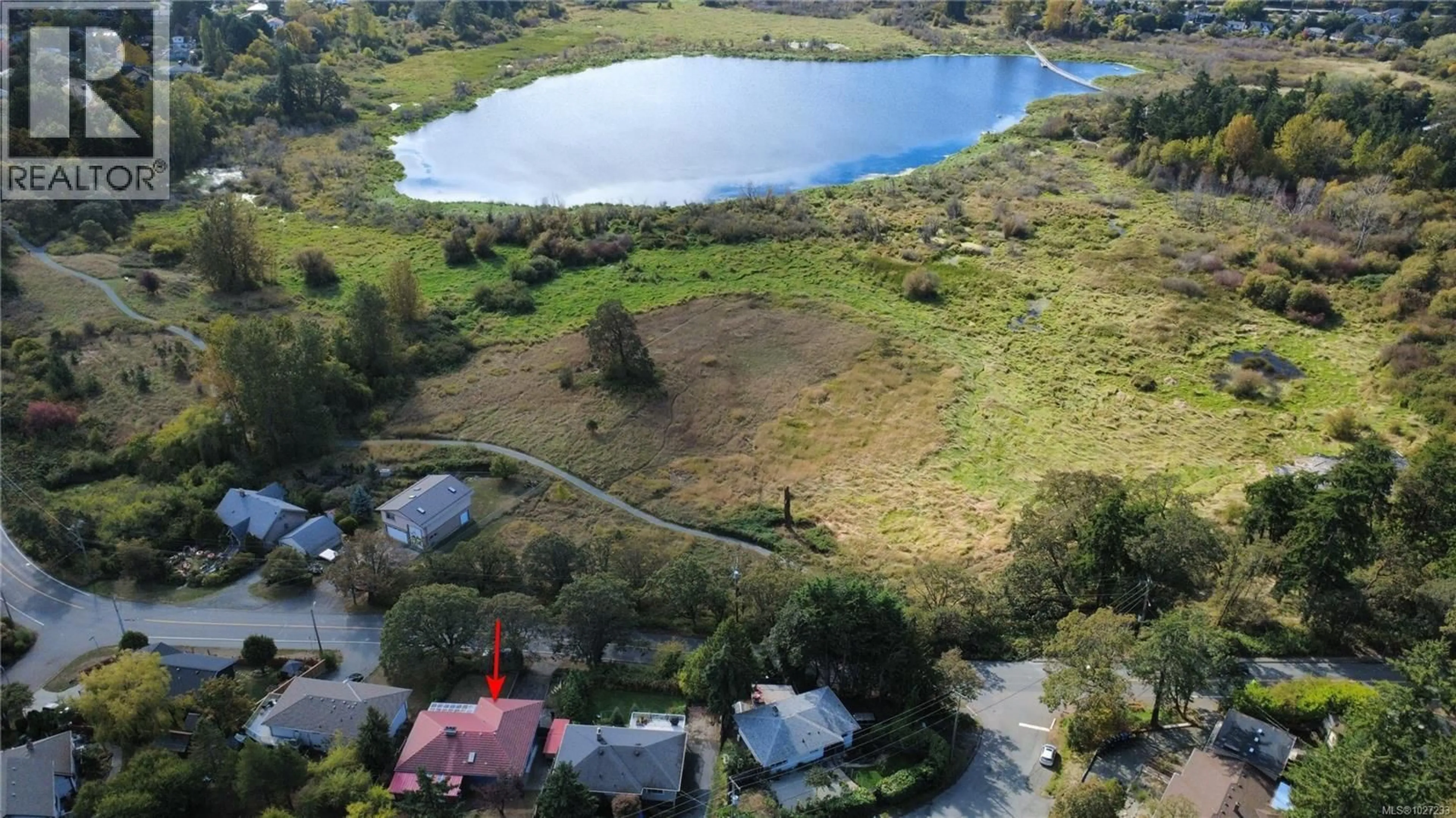 A pic from outside/outdoor area/front of a property/back of a property/a pic from drone, water/lake/river/ocean view for 3933 SAANICH ROAD, Saanich British Columbia V8X1Y7