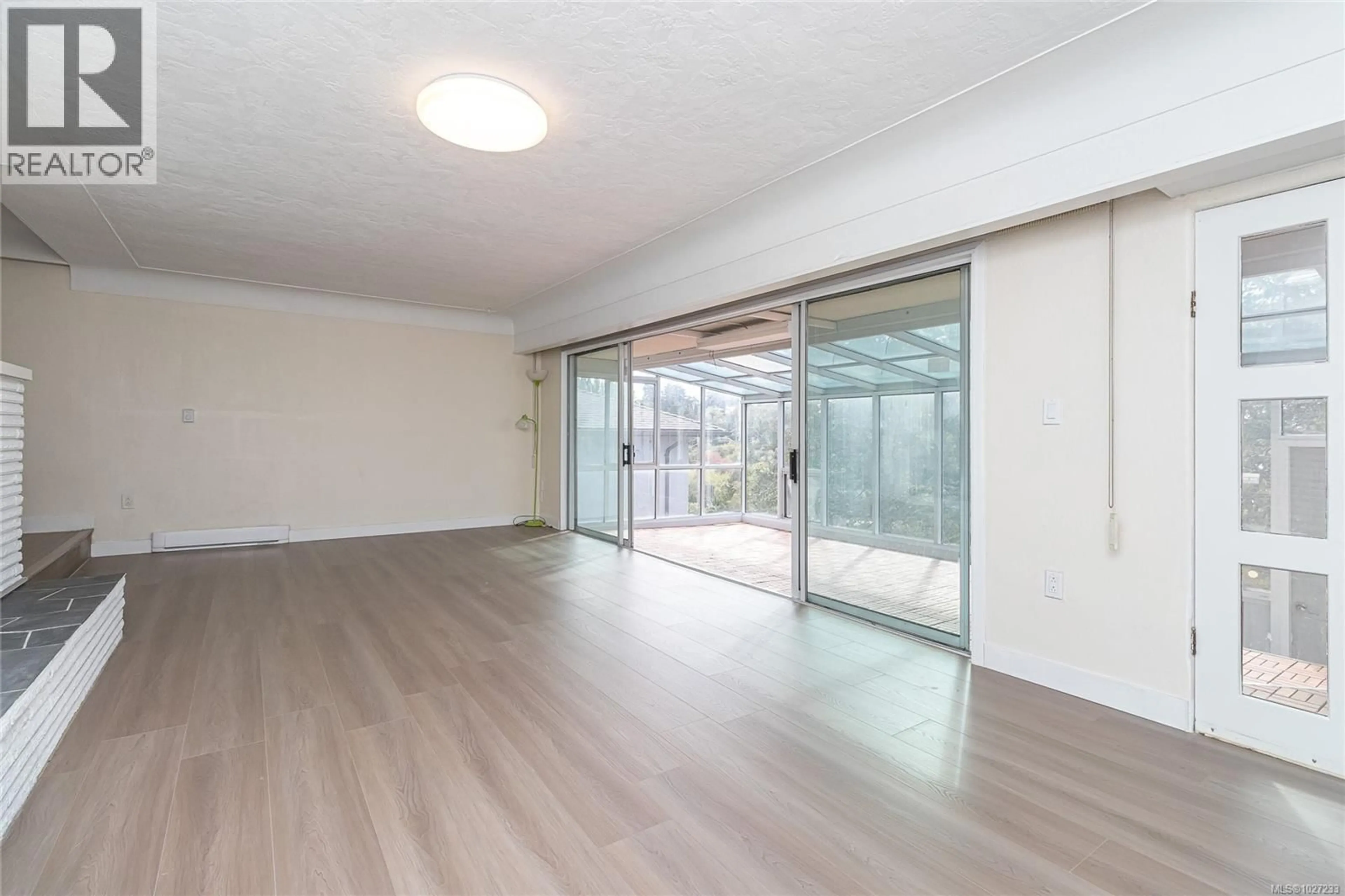 A pic of a room for 3933 SAANICH ROAD, Saanich British Columbia V8X1Y7