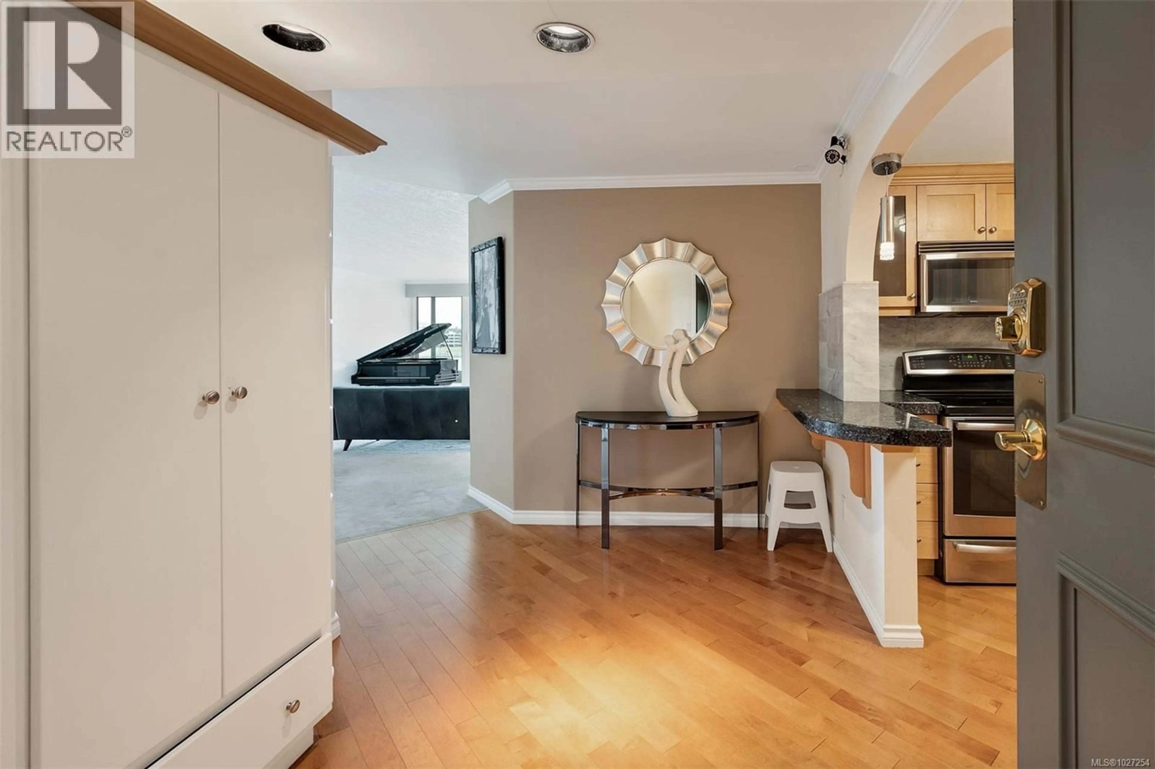 Unknown for 208 - 1234 WHARF STREET, Victoria British Columbia V8V4W3