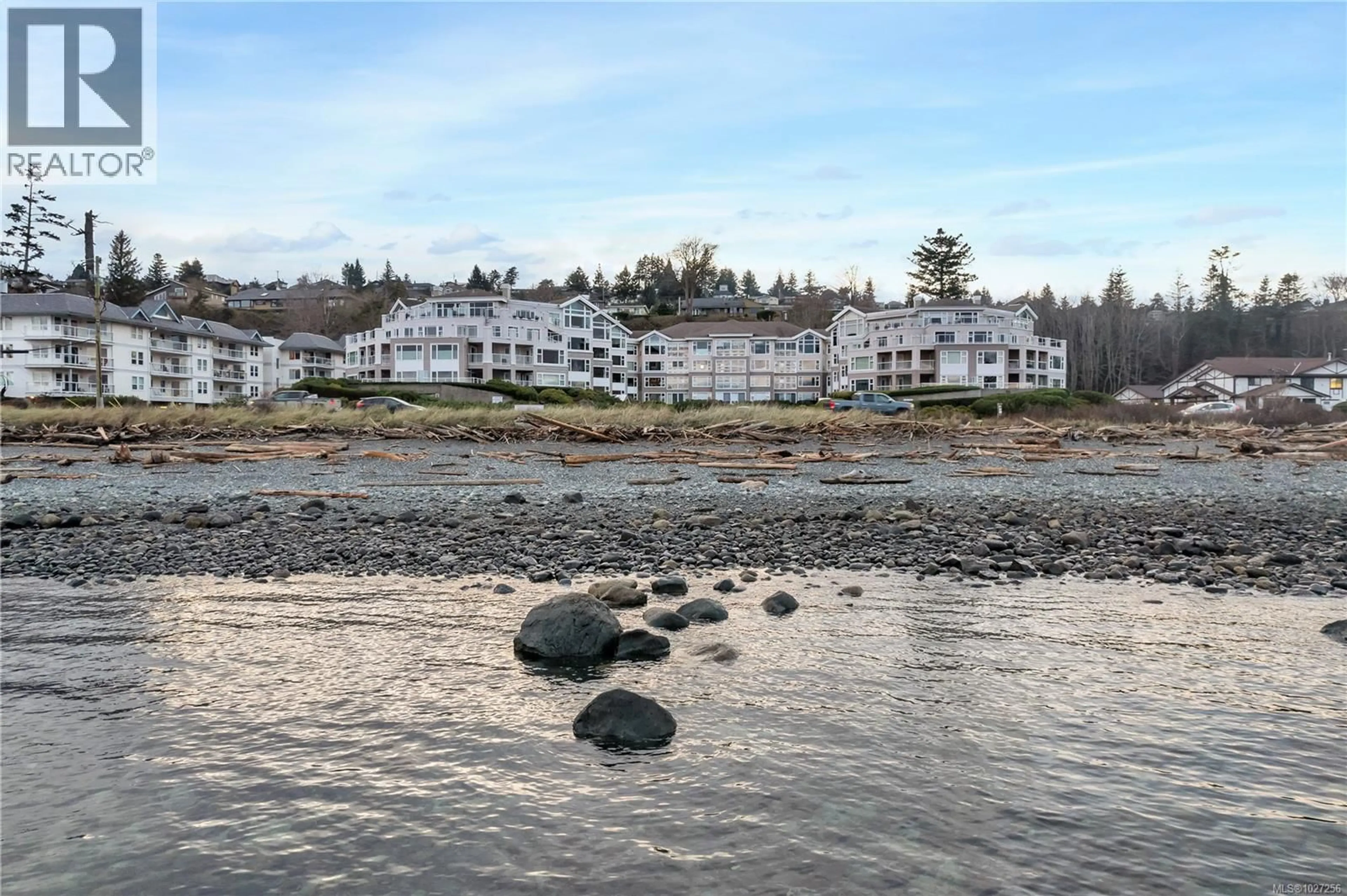 Blurry image for 107 - 350 ISLAND HIGHWAY SOUTH, Campbell River British Columbia V9W1A5