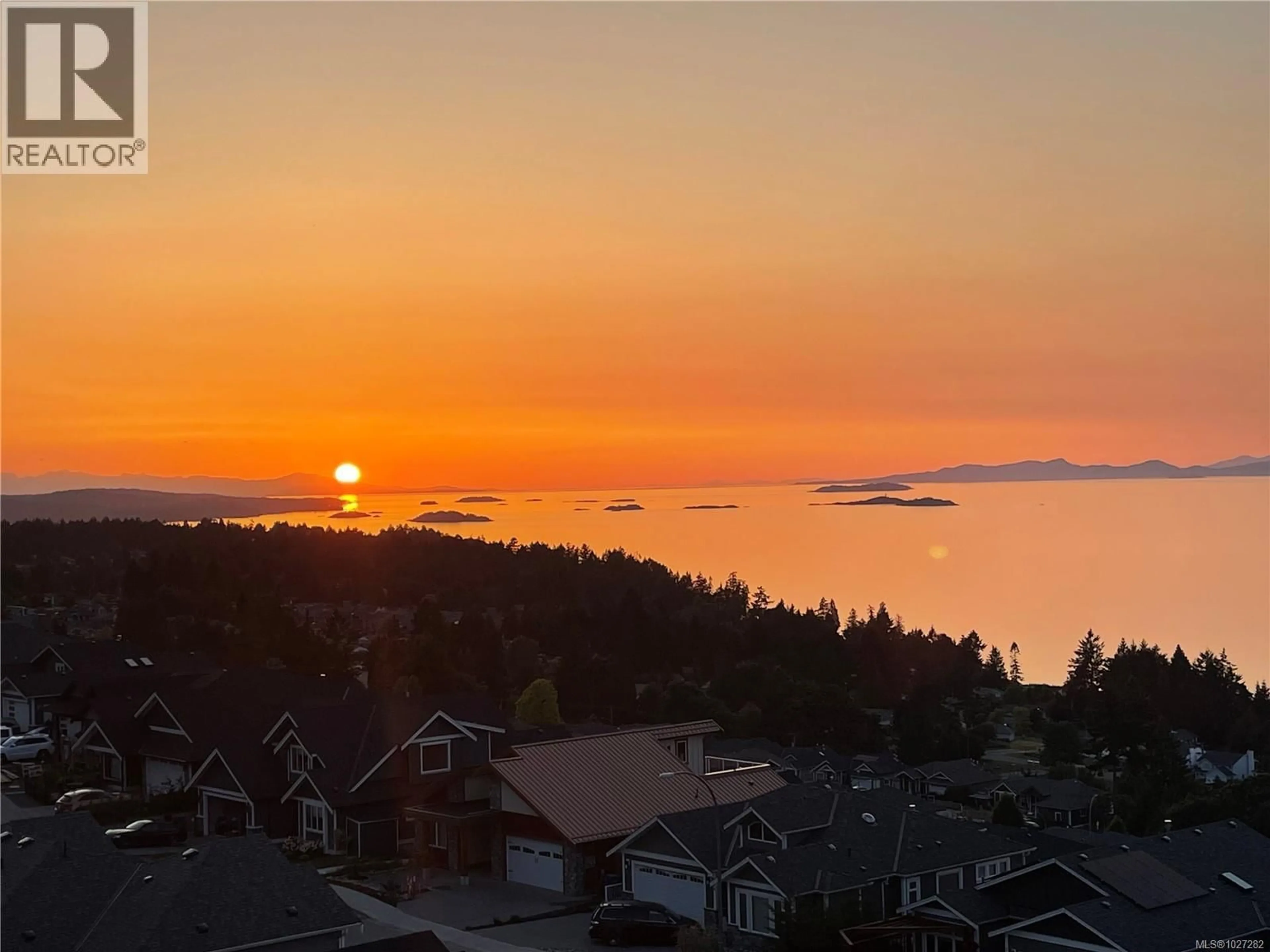 A pic from outside/outdoor area/front of a property/back of a property/a pic from drone, water/lake/river/ocean view for 5304 DEWAR ROAD, Nanaimo British Columbia V9T6T3