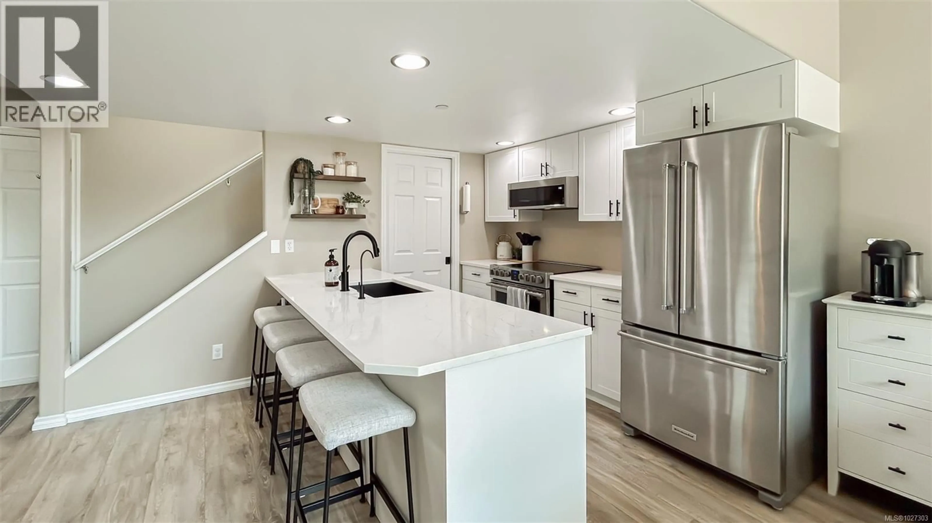 Open concept kitchen, ceramic/tile floor for 403 - 2823 JACKLIN ROAD, Langford British Columbia V9B3Y1