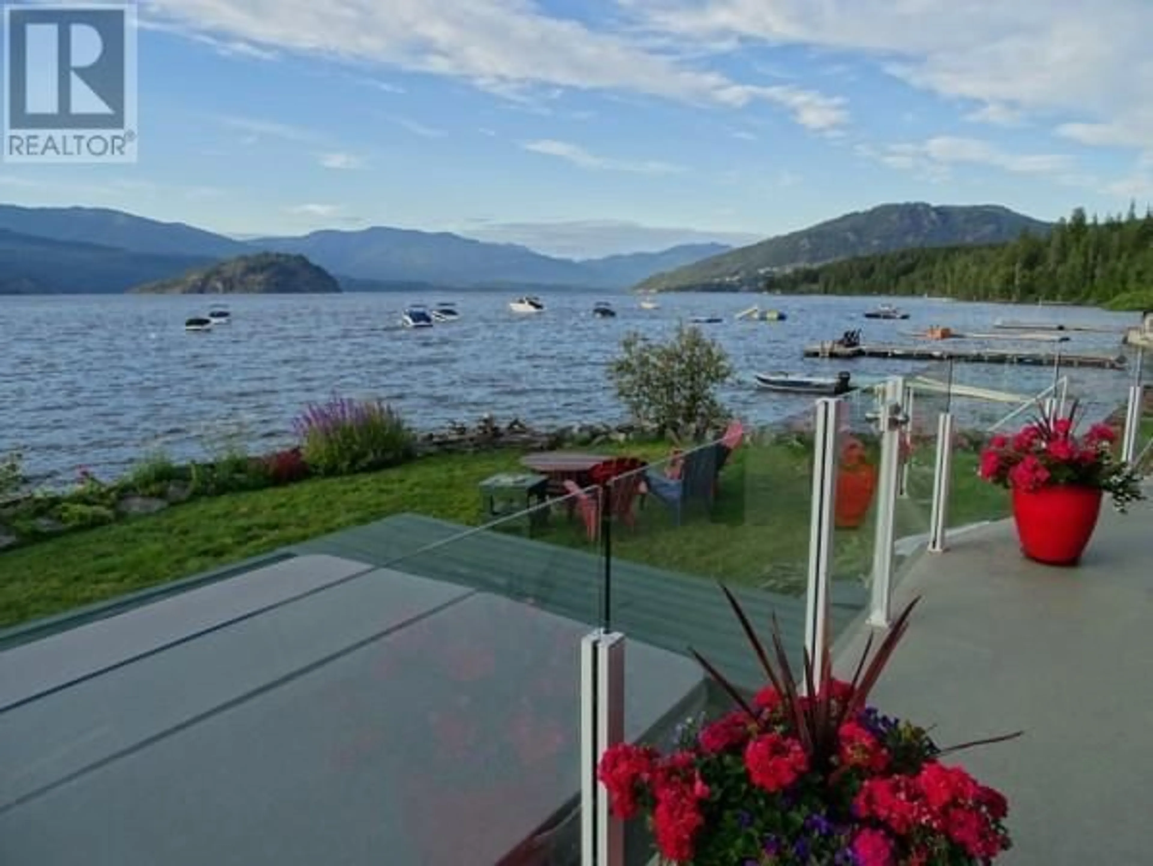 Patio, water/lake/river/ocean view for 115 - 1837 ARCHIBALD ROAD, Blind Bay British Columbia V0E2W1