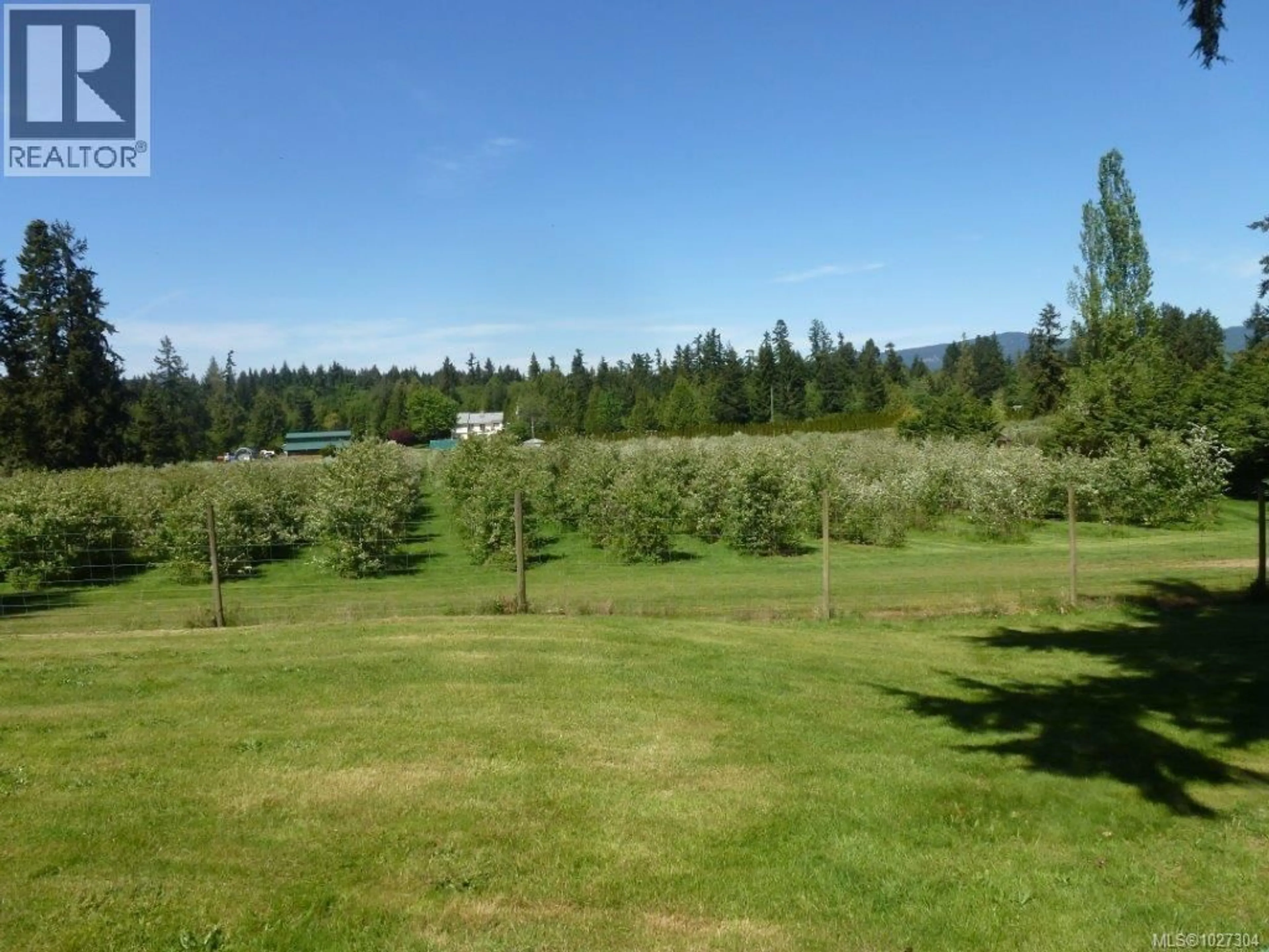 A pic from outside/outdoor area/front of a property/back of a property/a pic from drone, forest/trees view for 1245 FISHER ROAD, Cobble Hill British Columbia V0R1L4