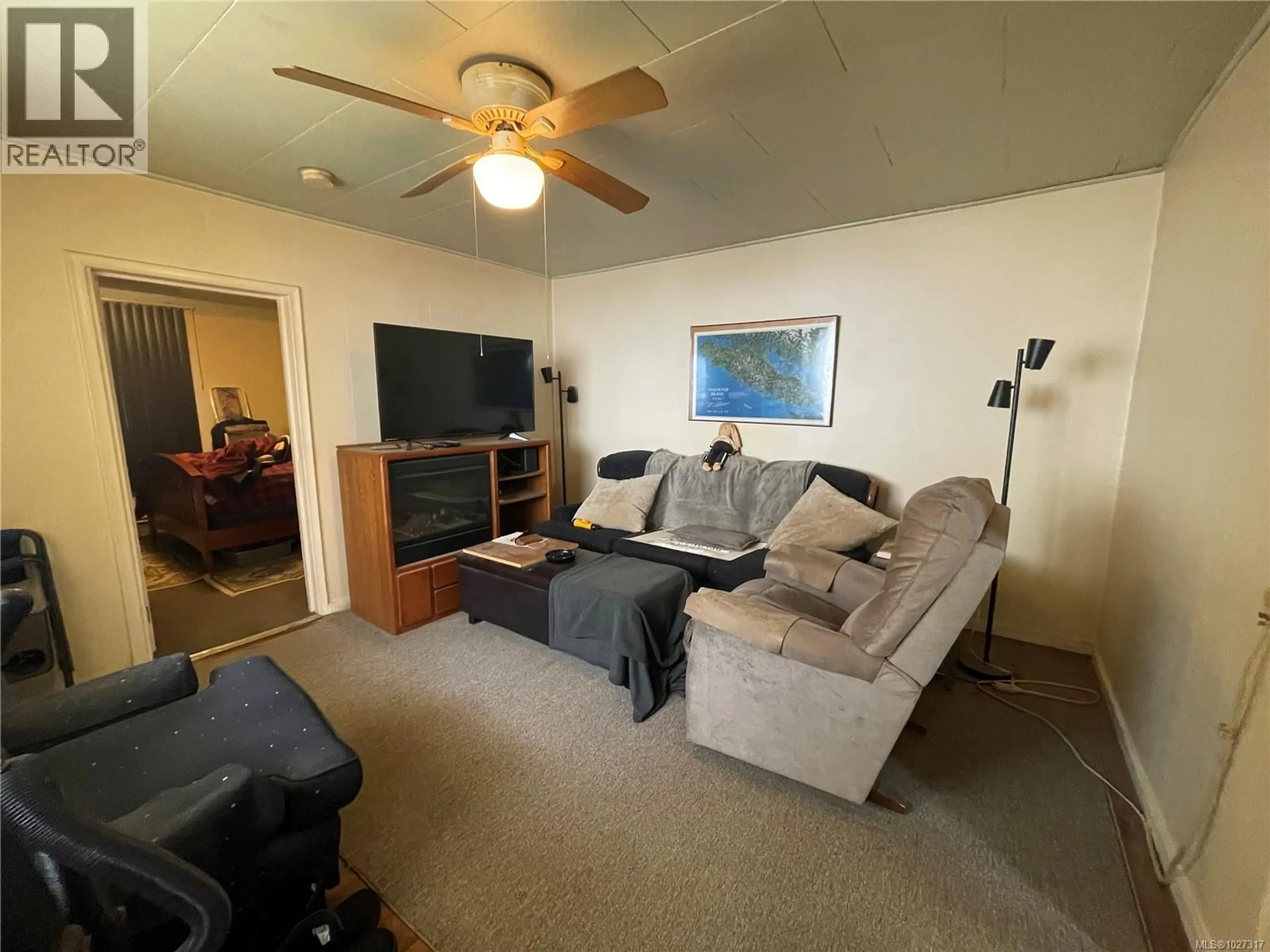 Living room with furniture, unknown for 2850 5TH AVENUE, Port Alberni British Columbia V9Y2E8