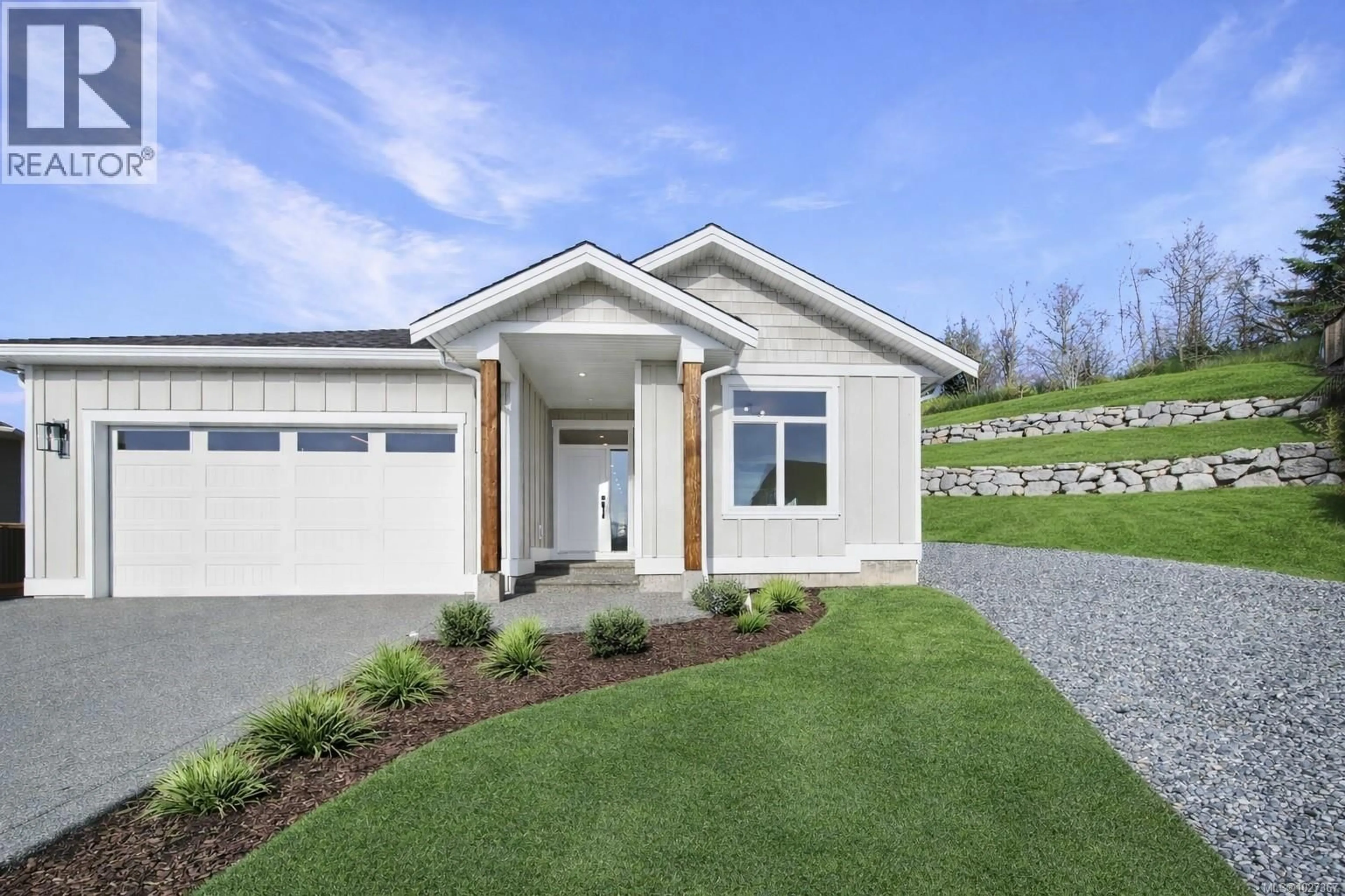 Home with vinyl exterior material, street for 3692 LYALL POINT CRESCENT, Port Alberni British Columbia V9Y0A2