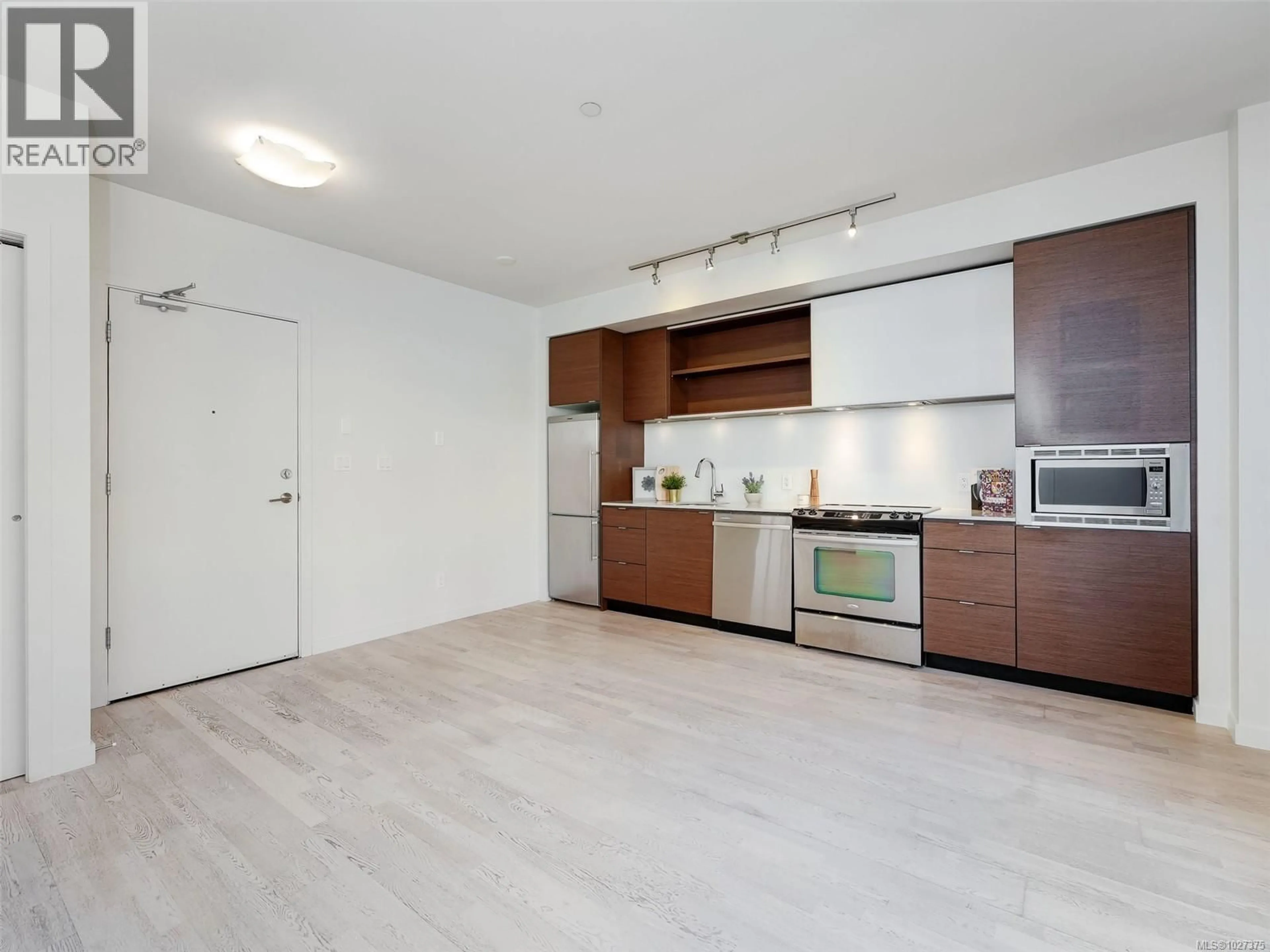 Standard kitchen, unknown for 309 - 601 HERALD STREET, Victoria British Columbia V8W1S8