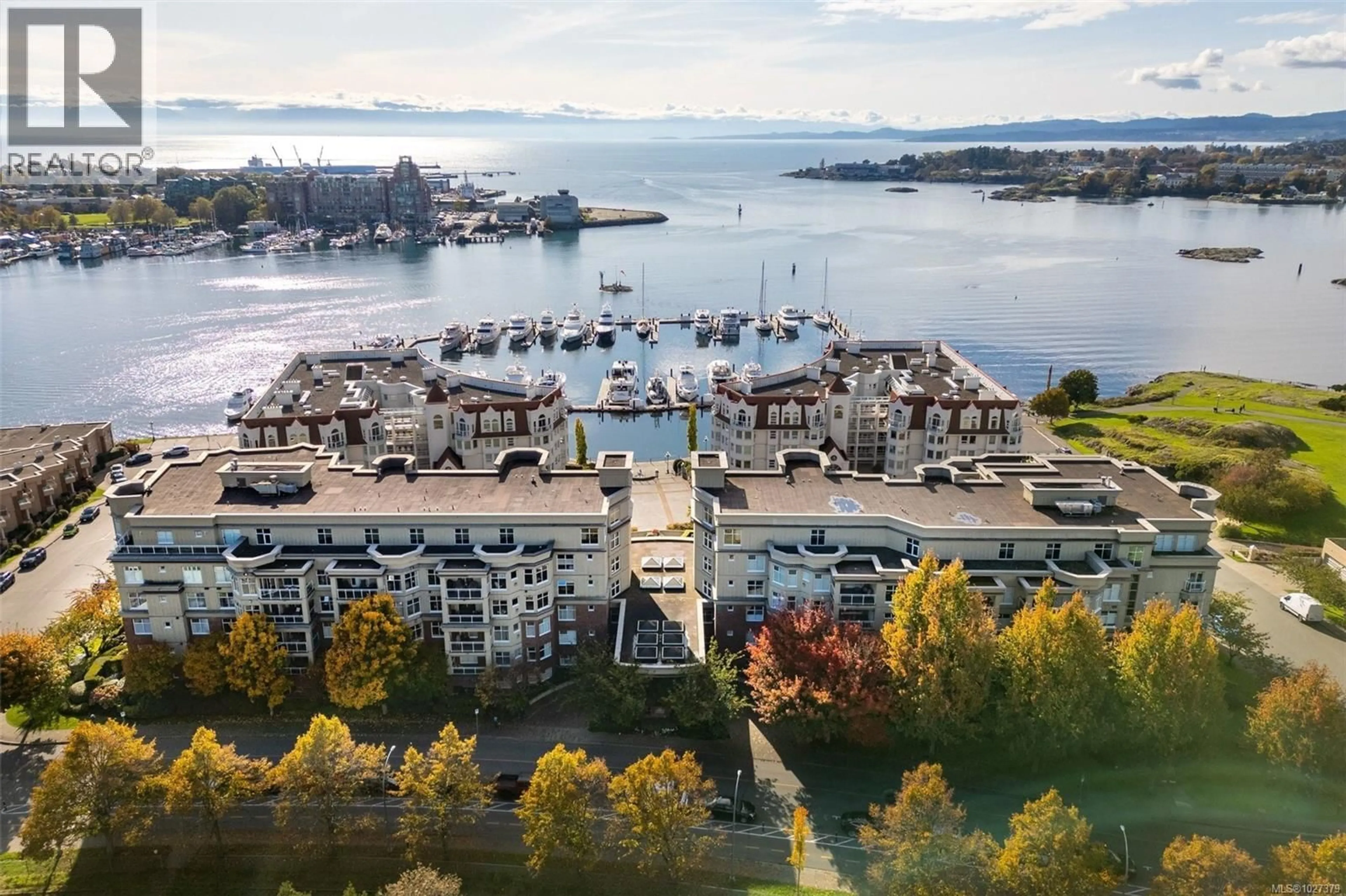 A pic from outside/outdoor area/front of a property/back of a property/a pic from drone, water/lake/river/ocean view for PH4 - 165 KIMTA ROAD, Victoria British Columbia V9A7P1