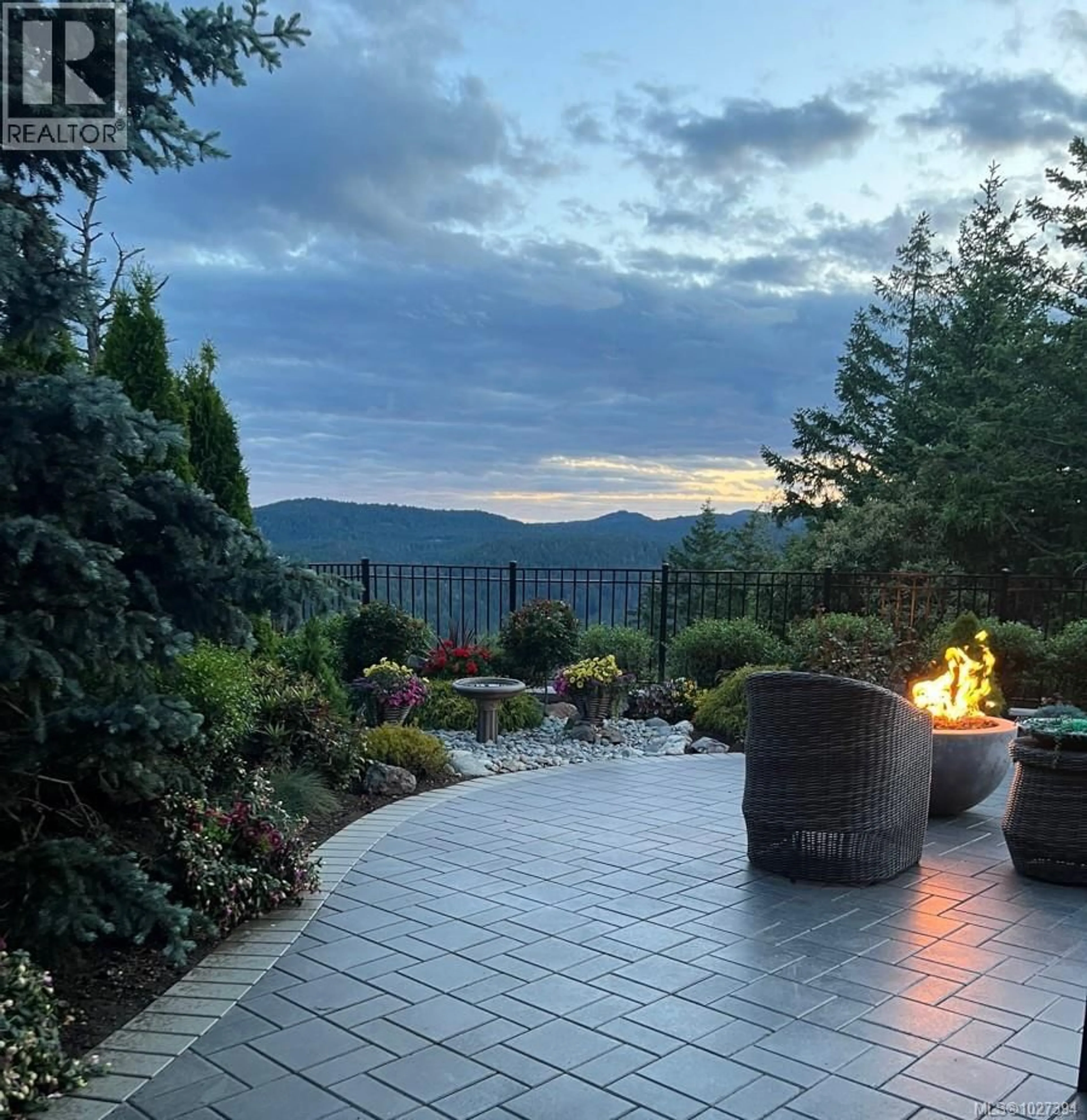 Patio, water/lake/river/ocean view for 2061 PINEHURST TERRACE, Langford British Columbia V9B0T4