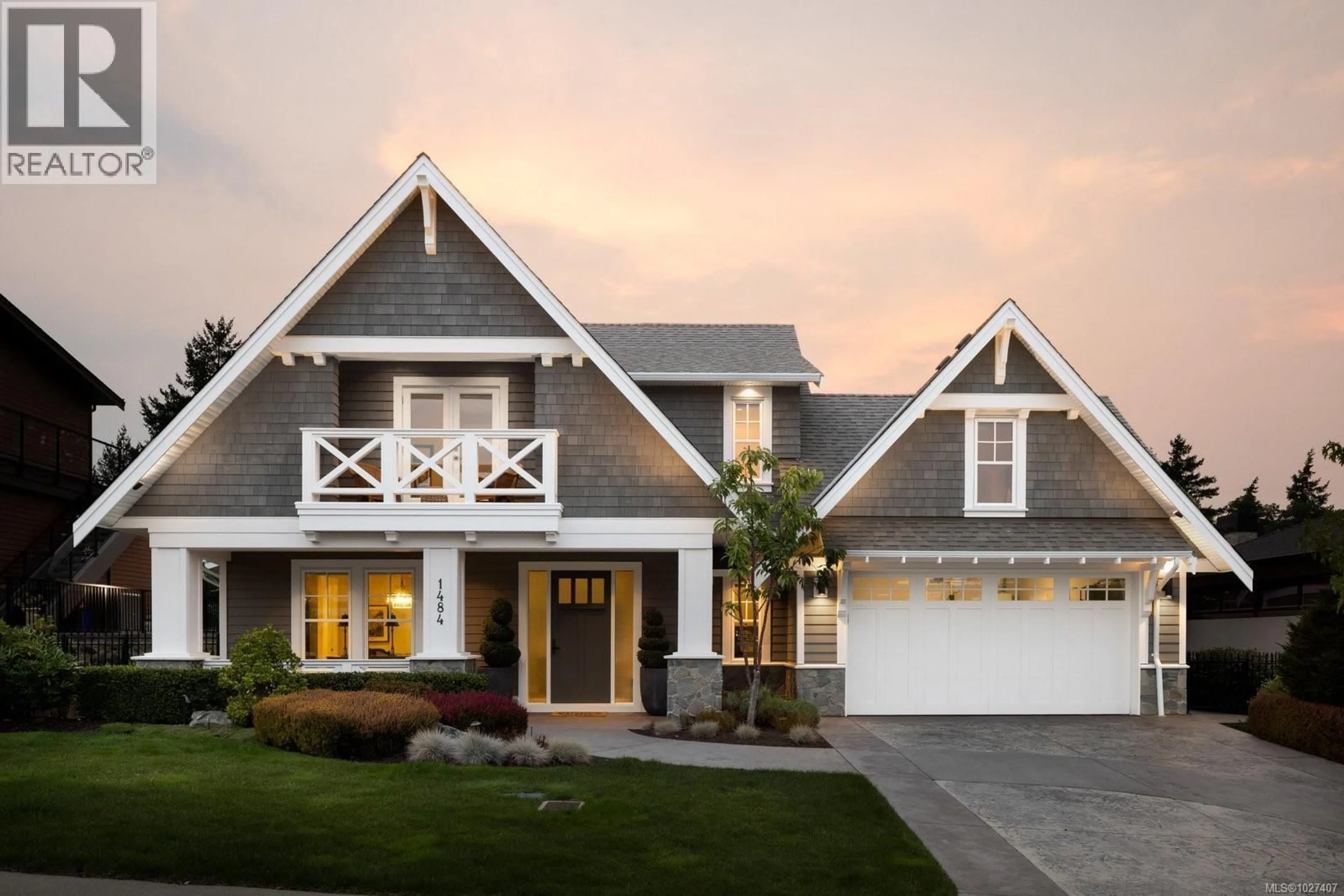 Home with vinyl exterior material, street for 1484 PEBBLE PLACE, Langford British Columbia V9B0T4