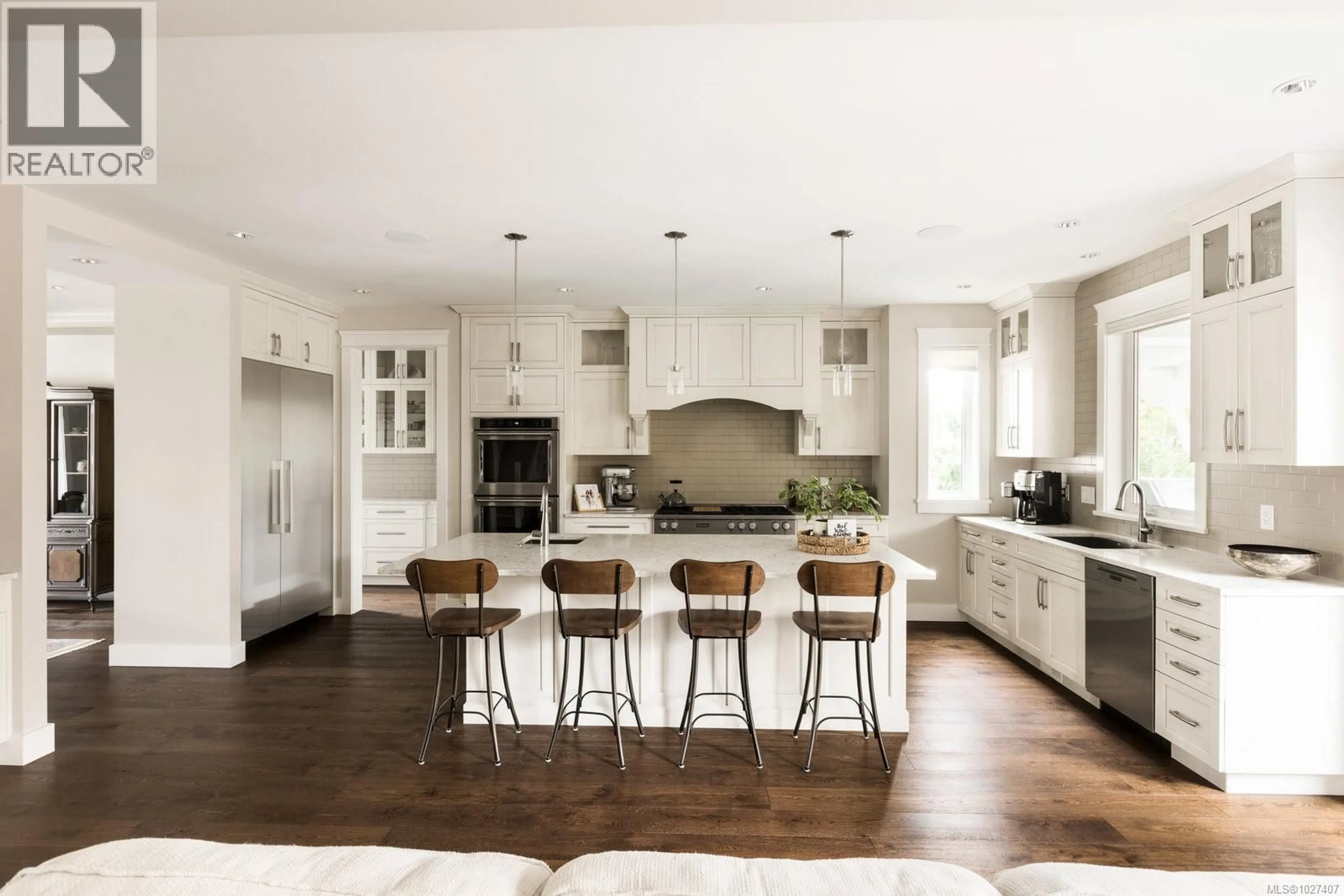 Open concept kitchen, unknown for 1484 PEBBLE PLACE, Langford British Columbia V9B0T4