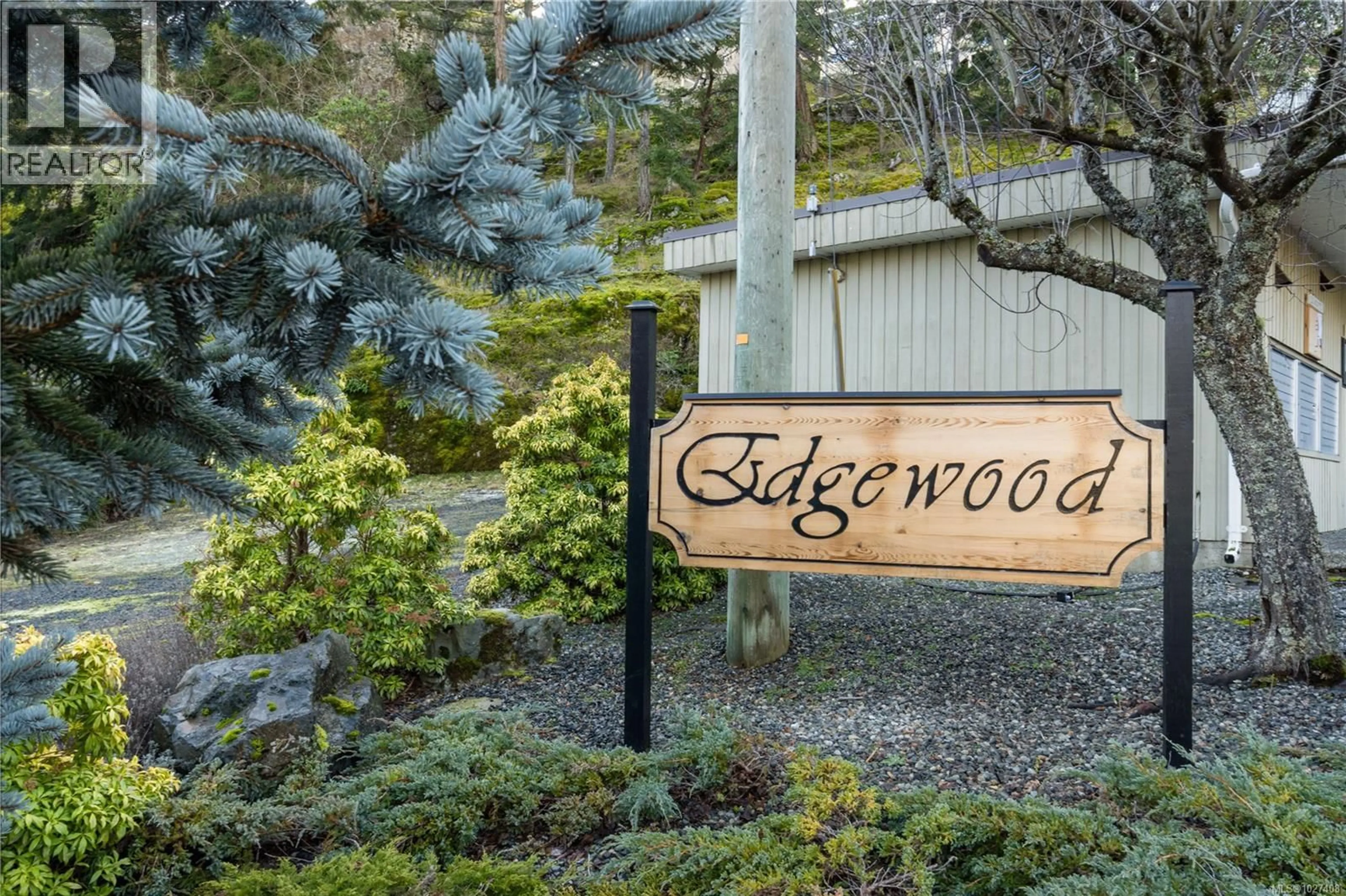 Indoor foyer for 3263 STONEY RIDGE, Nanaimo British Columbia V9T5V2