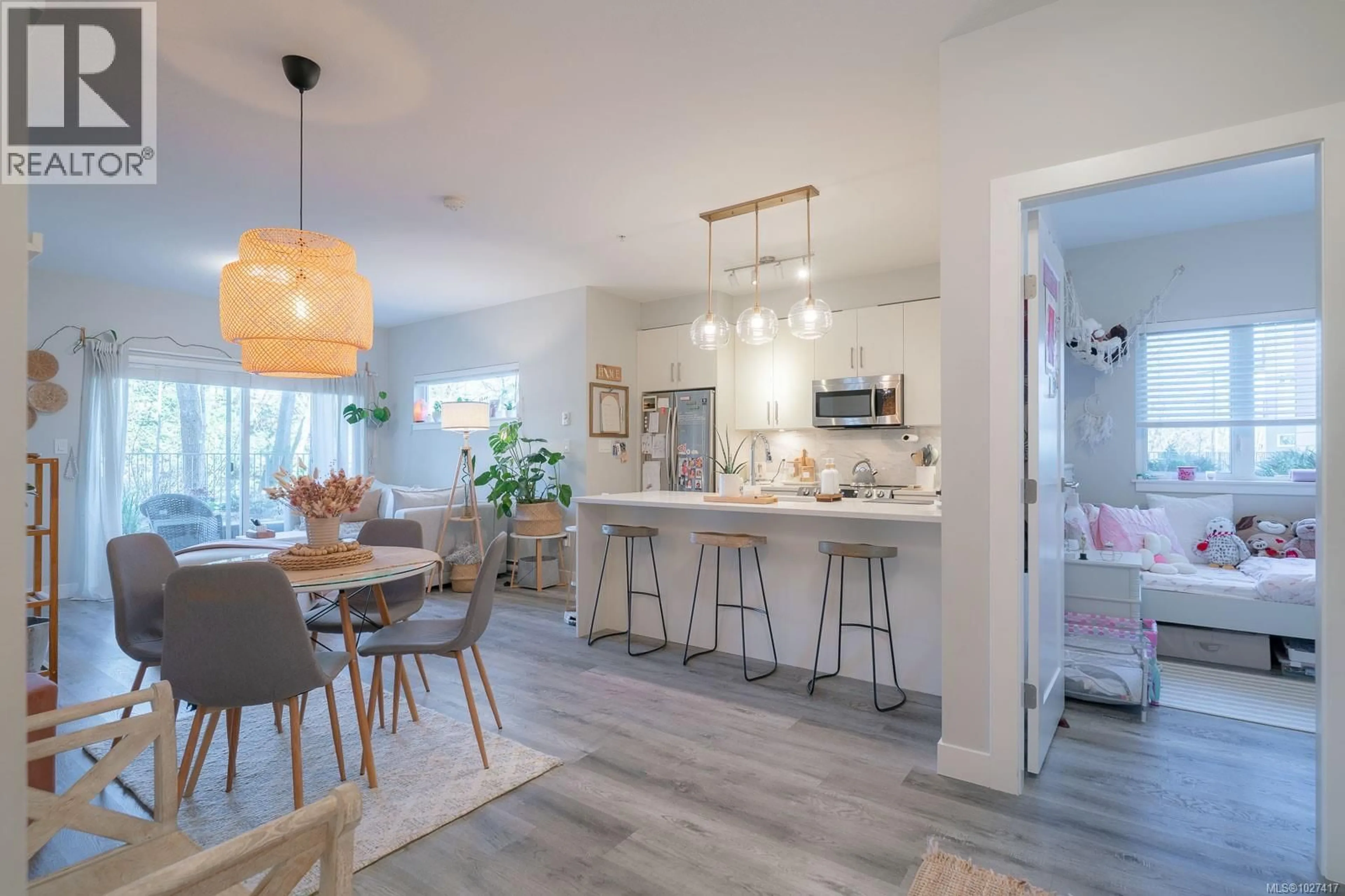 Open concept kitchen, unknown for 117 - 20 BARSBY AVENUE, Nanaimo British Columbia V9C3Y6